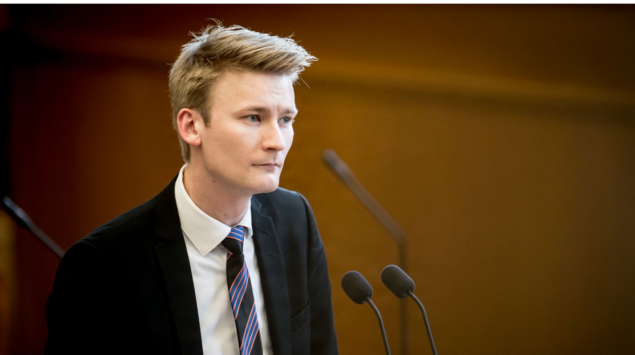 Peter Kofod blev politisk ordfører for Dansk Folkeparti i april. Nu skal han på barsel.