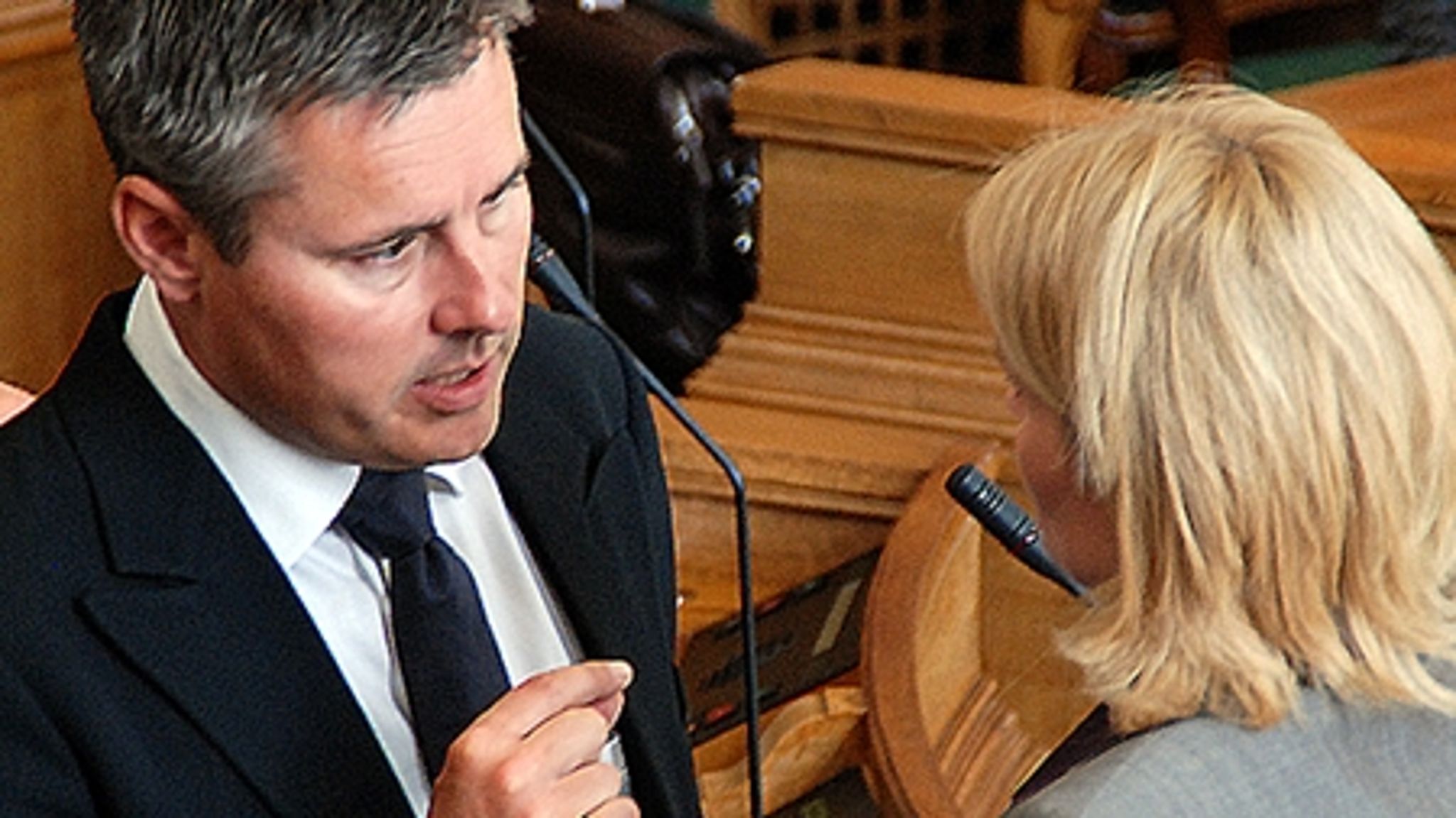 Socialdemokraternes politiske ordfører opfordrer Politiken til at stille op som parti: "Politiken er jo holdt op med at være avis."