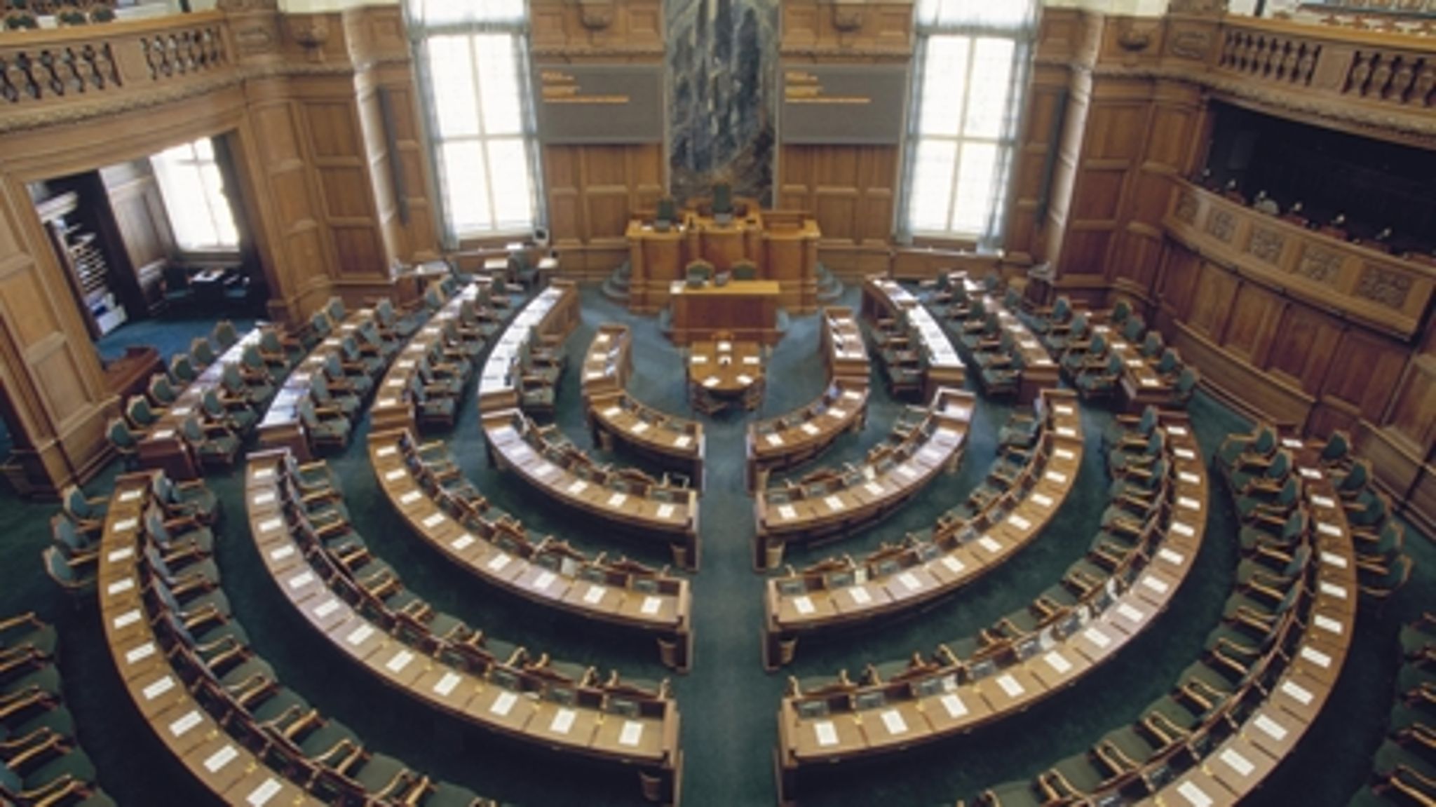 Regeringen kom kortvarigt i mindretal i Folketinget i spørgsmålet om varighedsbegrænsning af sygedagpenge.
