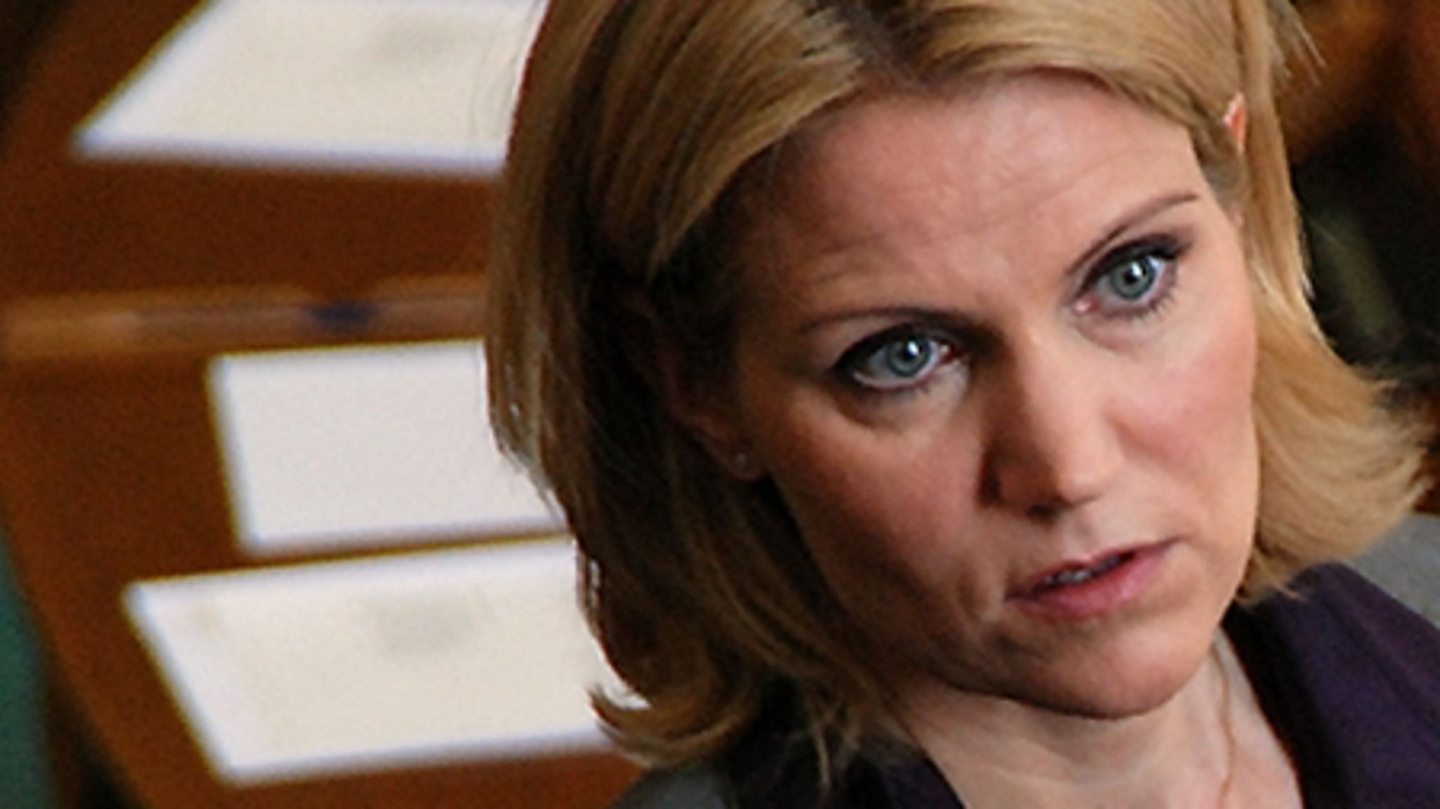 "Der har med andre ord været tale om en veritabel skattekarrusel, hvilket i den grad kan gå hen og true Helle Thorning-Schmidts troværdighed," hedder det i analysen.