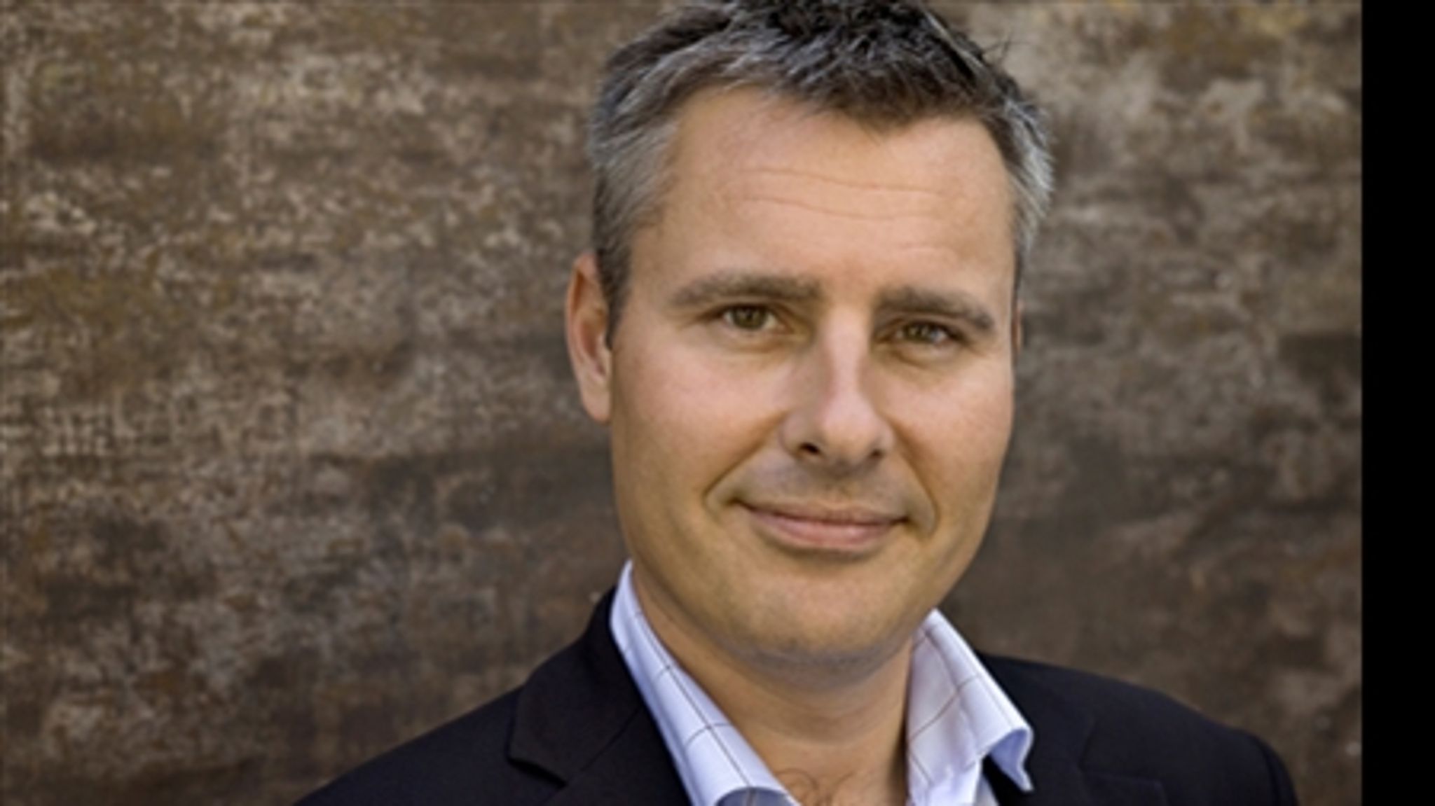 Henrik Sass Larsen (S) afviser, at man kan lave neutrale økonomiske vurderinger, og vil derfor ikke arbejde for at oprette et uafhængigt budgetkontor i Folketinget.