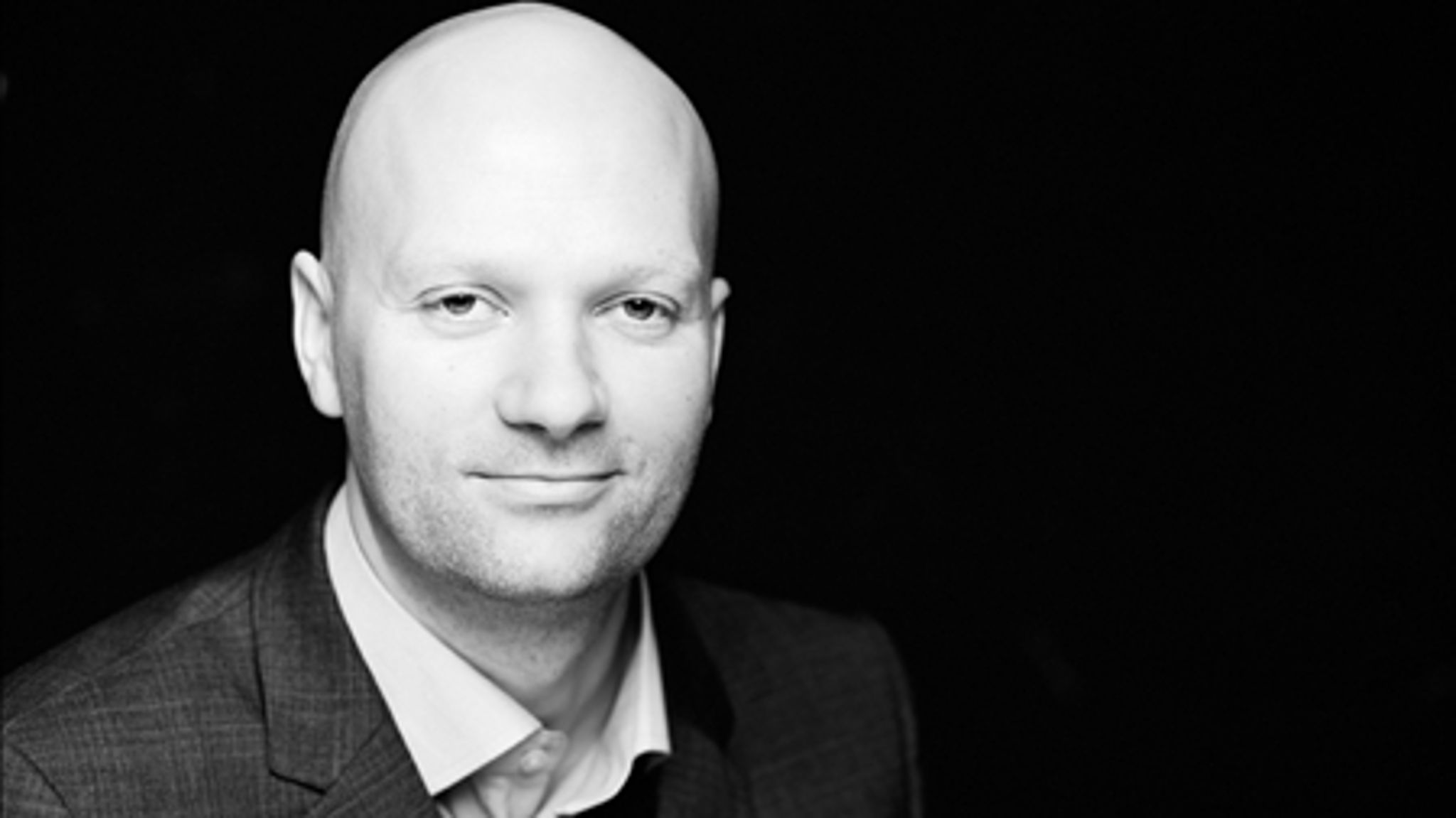 Kultur- og litteraturforskeren Kasper Støvring afviser myten om, EU har skabt fred i Europa. Tværtimod mener han, at EU er en trussel mod den stabilitet, vi har oplevet siden 2. verdenskrig.