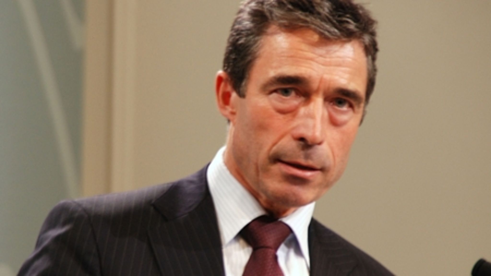 Tilliden til Folketinget steg voldsomt mellem 1999 og 2008. En af forklaringerne kan være tidl. statsminister Anders Fogh Rasmussens (V) kontraktpolitik.