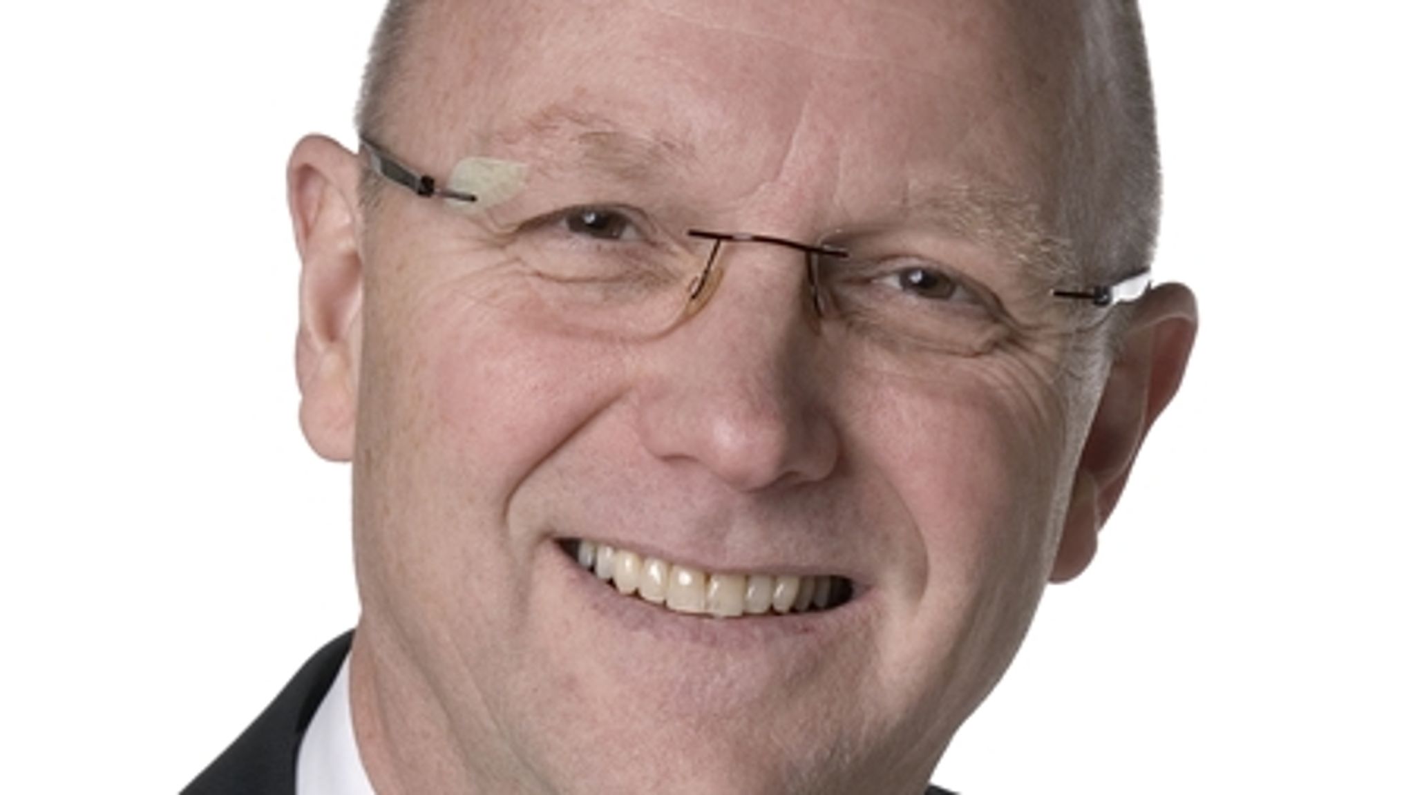 Borgmester i Ikast-Brande Kommune Carsten Kissmeyer (V) mener, at Christiansborg blander sig for meget i det kommunale selvstyre, når miljøministeren vil gøre det sværere for kommunerne at privatisere små vandløb.