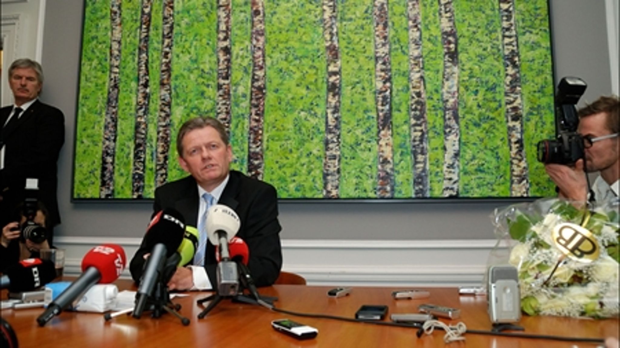 Den konservative leder Lars Barfoed blev genvalgt under høflige klapsalver på partiets landsråd i weekenden. Men det kunne ikke skjule, at Det Konservative Folkeparti er i chok. Håbet om Barfoed som en ny Poul Schlüter er helt væk.