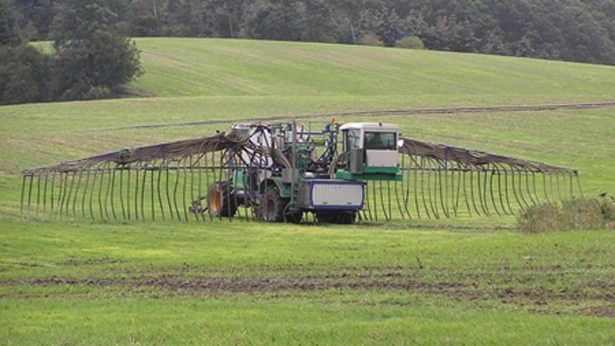 Hvis det står til Enhedslistens Per Clausen, kommer debatten om bioenergi til at fortsætte i 2013, når en anlyse fra Klimaministeriet ligger klar.