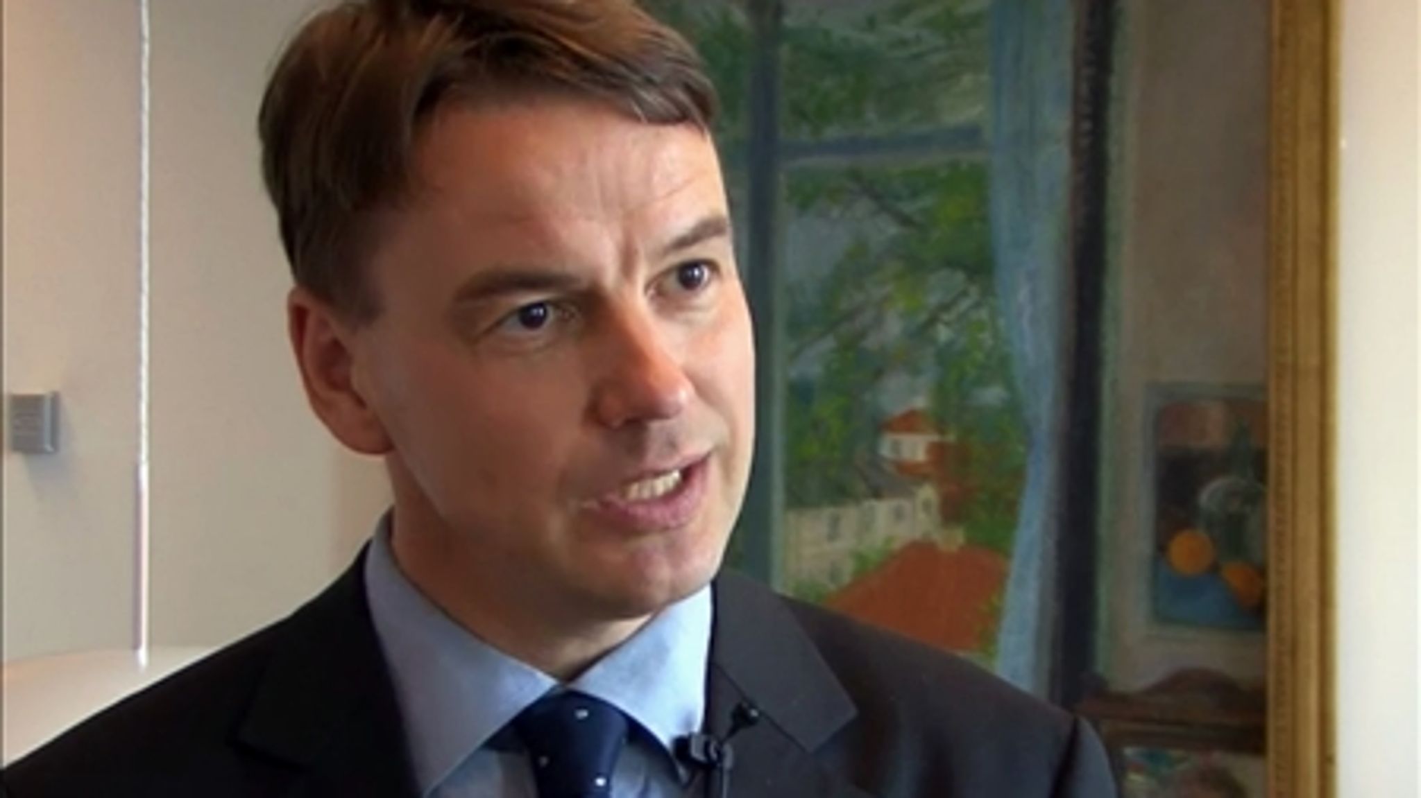 Udviklingsminister Christian Friis Bach (R) ville miste sin plads i Folketinget, hvis der var valg nu.