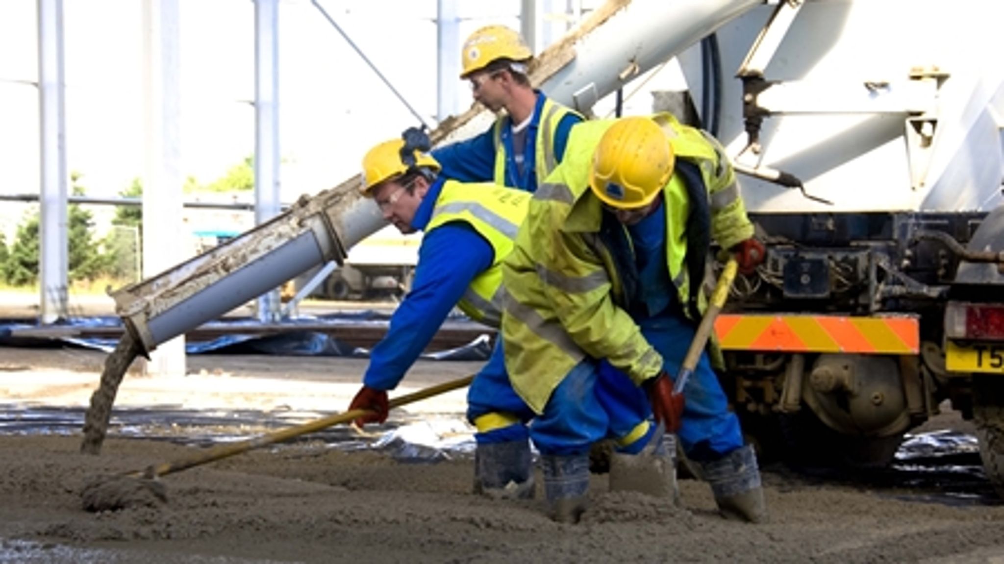 Lafarge er verdens største cementproducent, men den energitunge produktion til trods støtter de et udtag af kvoter som "den mindst ringe løsning".