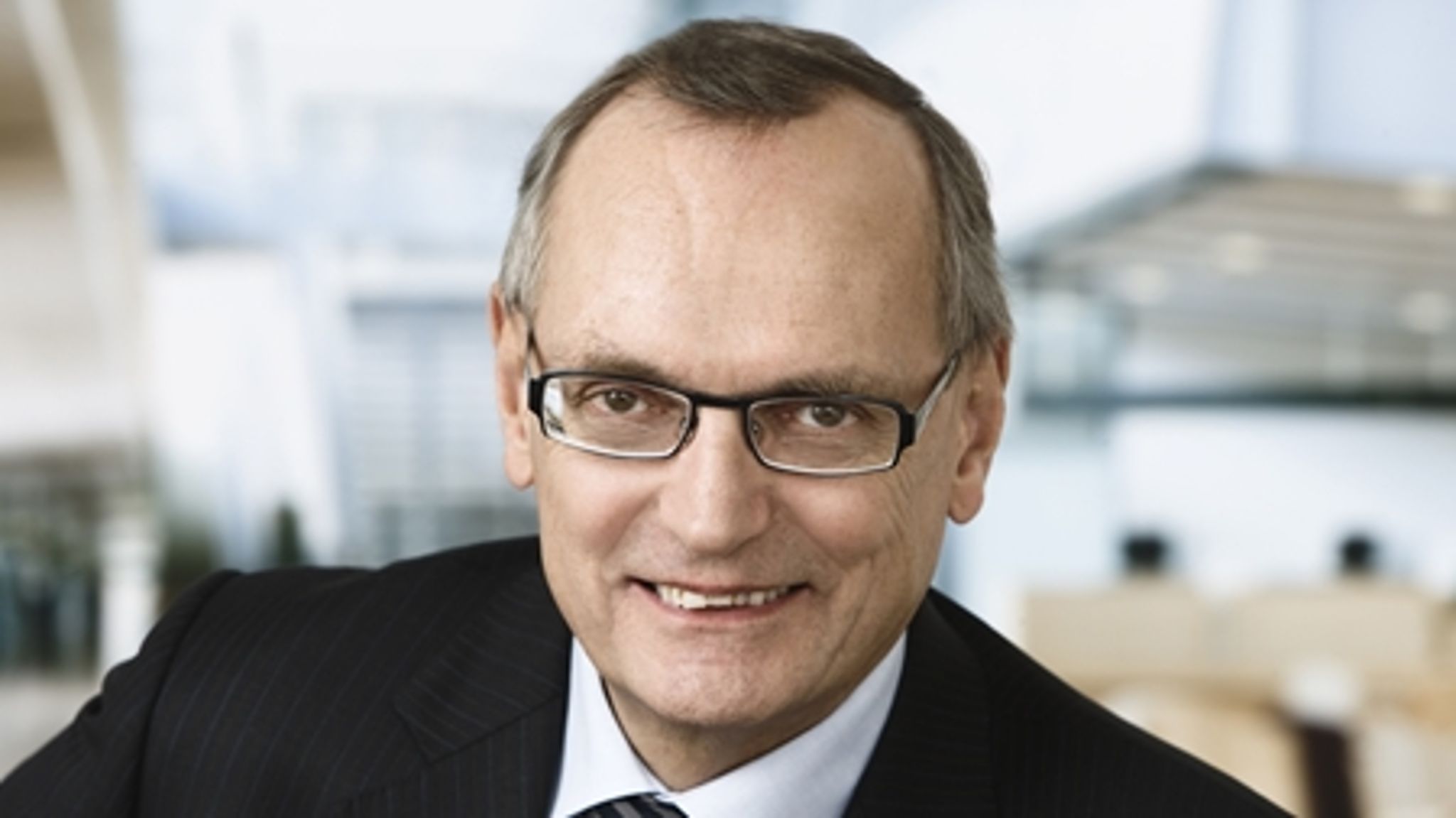 Hos Danske Regioner mener man, staten er for langsom til at udvikle løsninger på it-området. Lad os overtage de statslige opgaver, foreslår Bent Hansen (S) regeringen.
