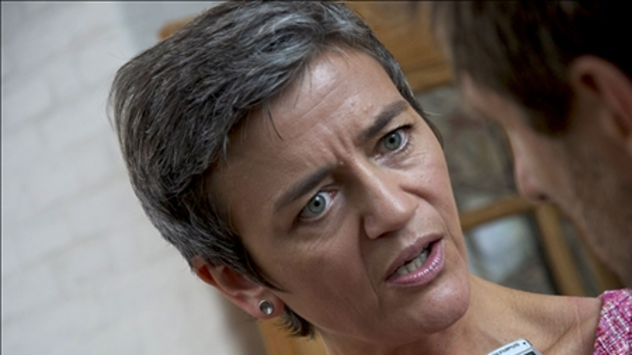 Margrethe Vestager (R) har været indkaldt til samråd i Europaudvalget for at forsvare en mulig dansk tilslutning til bankunionen.
