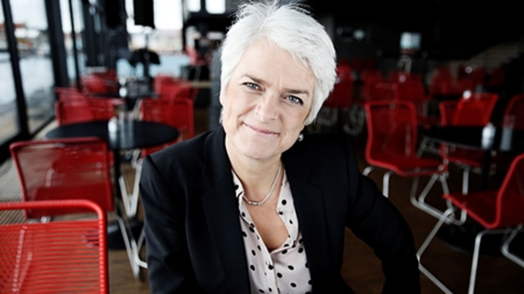 Socialminister Annette Vilhelmsen (SF) har nu fået fordelt finanslovens ekstra milliard til de ældre mellem kommunerne. Nu skal kommunerne søge pengene.
