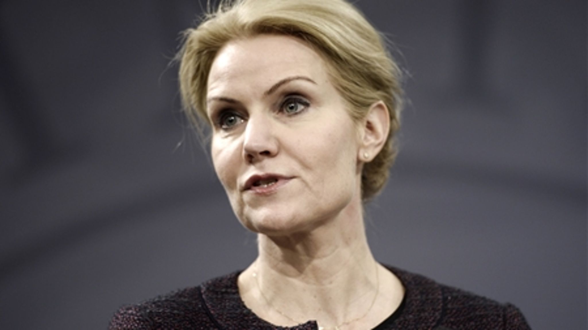 En ny regering vil blive præsenteret "hurtigst muligt", lød statsministerens kortfattede svar på et spørgsmål om den videre proces.