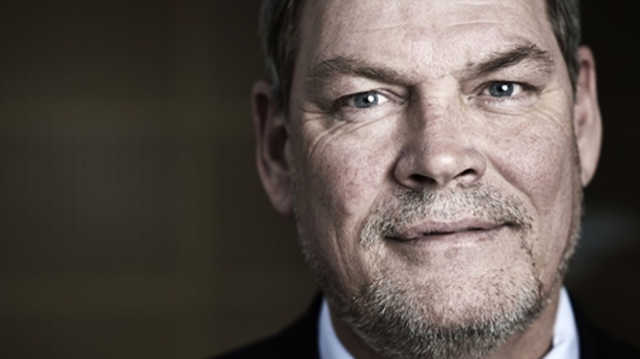 Boligminister Carsten Hansen (S) kan forhandle både bredt til højre og venstre, når han i de kommende uger skal forsøge at finde flertal for en modernisering af lejeloven. Ministeren søger et bredt flertal i udgangspunktet.