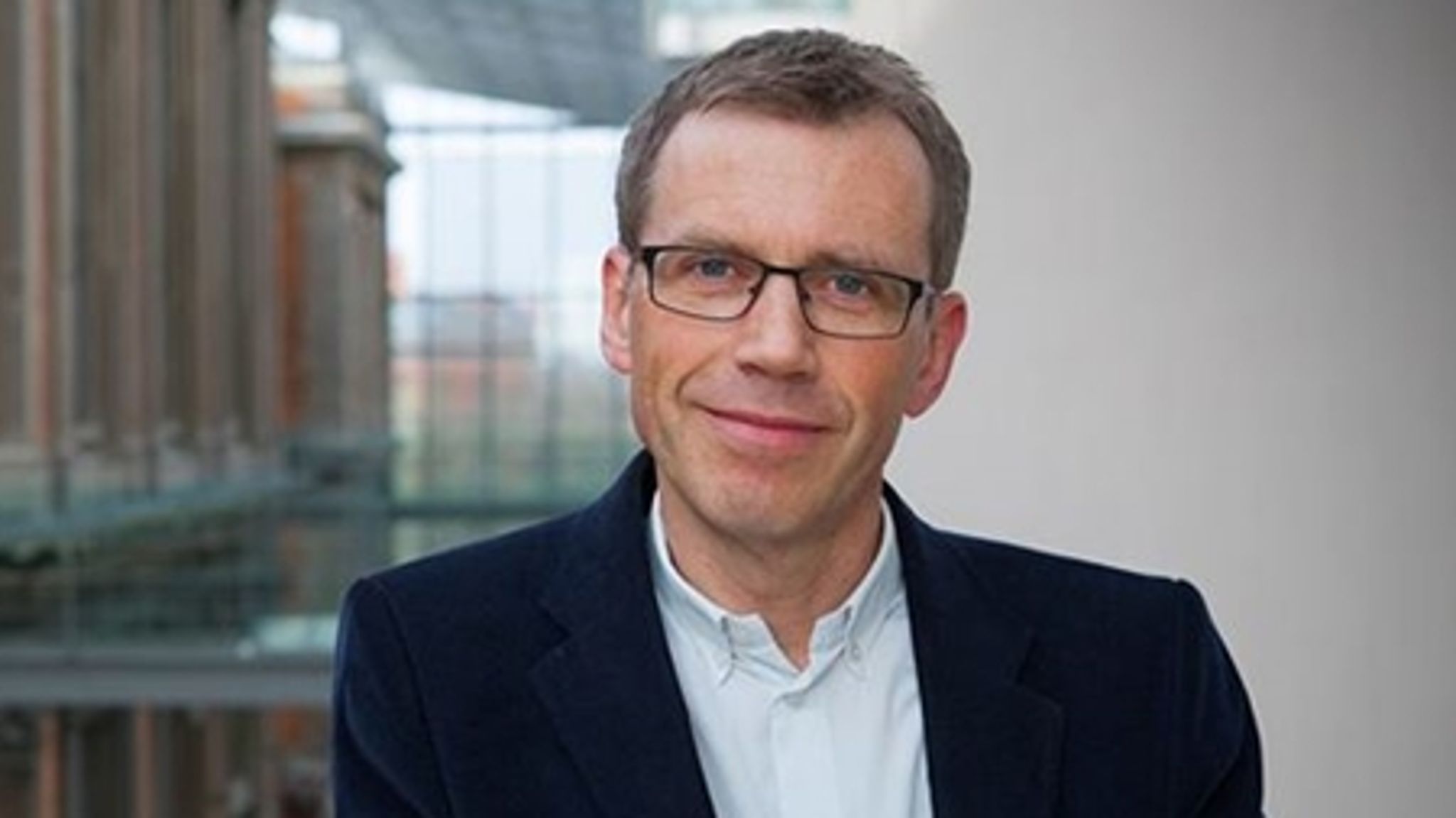 Den årlige finanslovsbevilling til Statens Museum for Kunst rækker ikke, hvis man vil have et kunstmuseum af høj kvalitet, siger museets nye direktør, Mikkel Bogh.