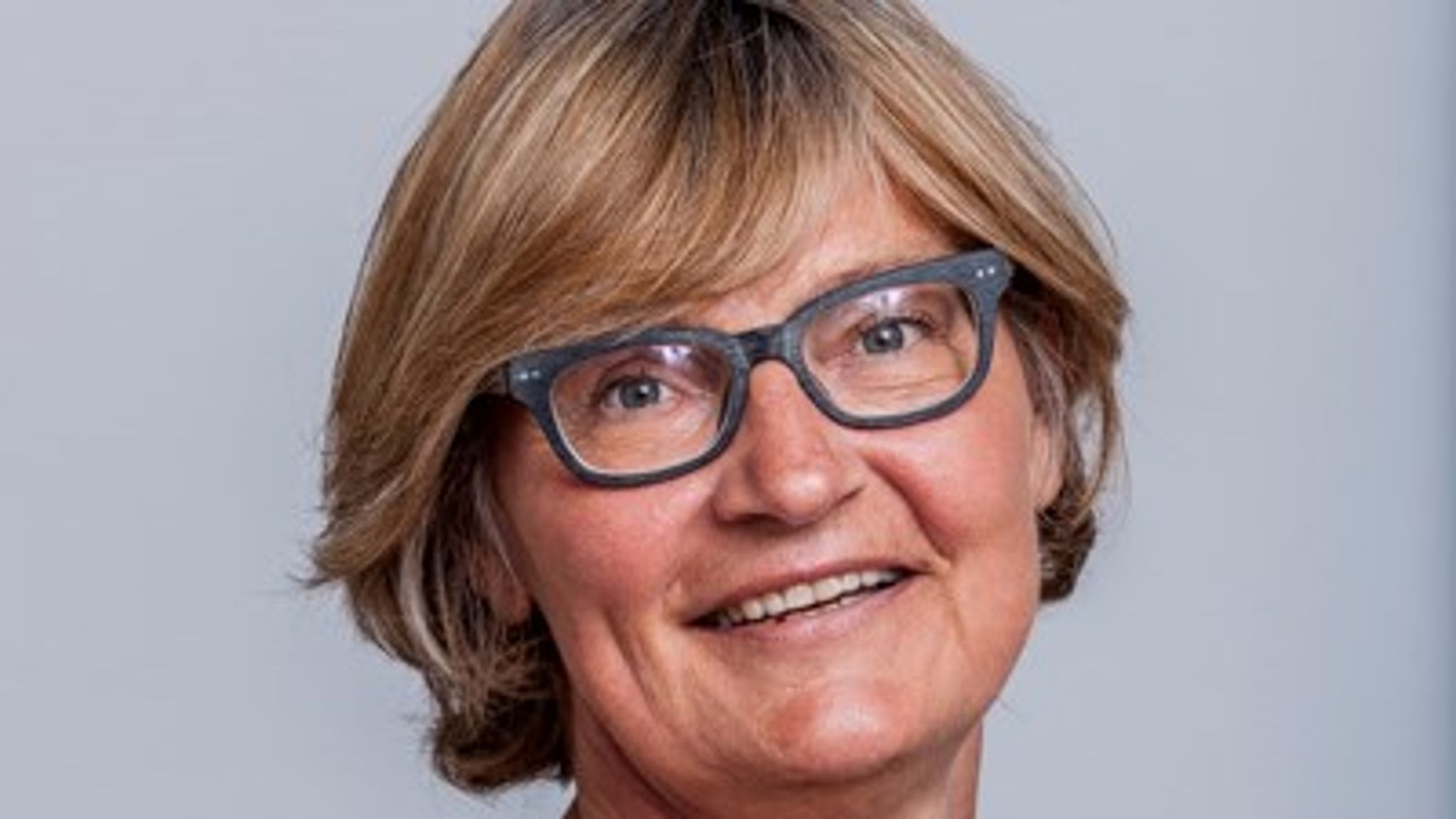 Det bør være fagbevægelsen og ikke de praktiserende læger, der tager sig af personer med stress, skriver læge Marianne Mørk Mathiesen, medlem af regionsrådet i Syddanmark (LA).