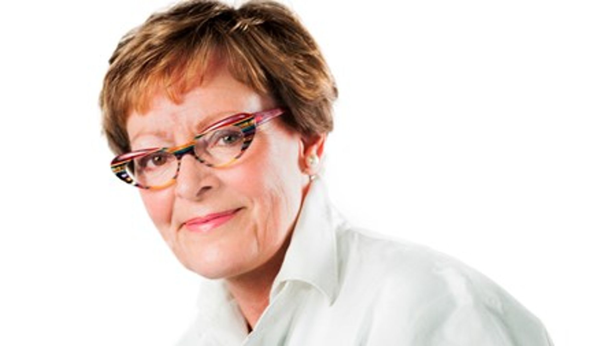 "En åbenlys udfordring er, at det er kvinderne,
som tager mest barsel og hyppigst tager den største tørn med de små børn. Kvinderne
har derfor en højere risiko for at sakke bagud med forskningsresultater og
publikationer," skriver Liselotte Højgaard, prof., klinikchef, Rigshospitalet, KU og DTU, formand for taskforcen.<br>