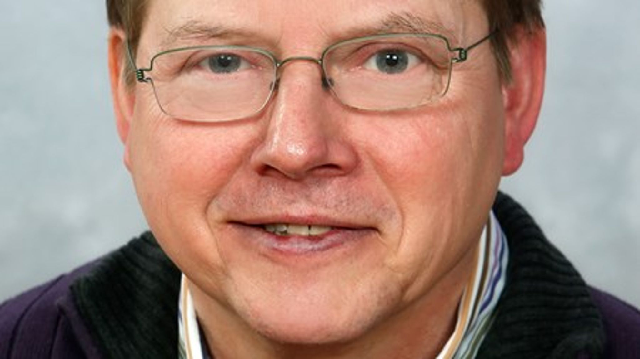 "Vi
parcelhusejere rammes hårdt af beskatning i mange byer, mens andre slipper lidt
billigere i udkanten, hvilket da også giver en vis misundelse – også i forhold
til, at udlejningssektoren næsten slipper helt," 













skriver Allan Malskær, Landsformand,
Parcelhusejernes Landsforening. 



<br>