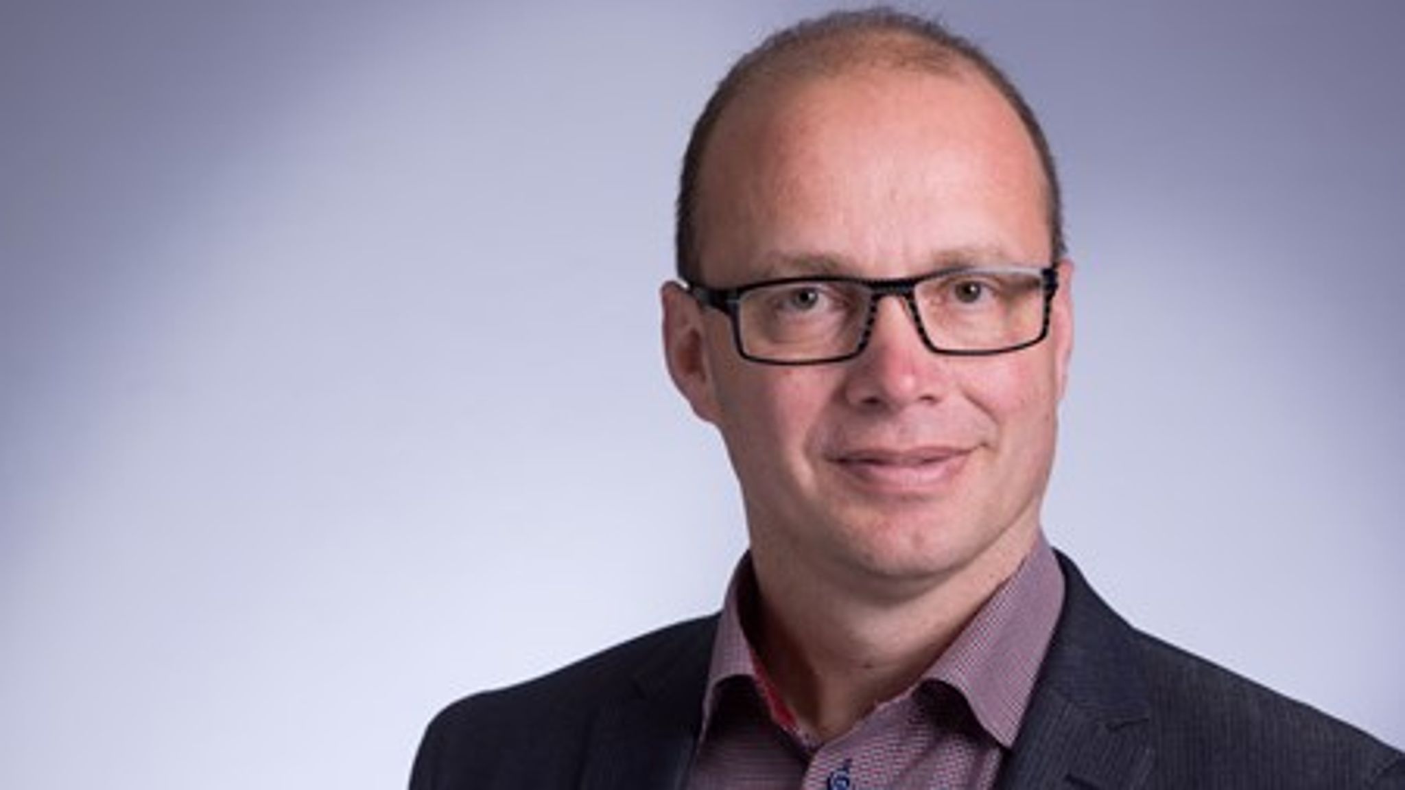 Vi må ikke glemme den lokale busdrift. Sådan lyder budskabet fra Jørn Pedersen, formand for KL’s Teknik og Miljøudvalg, der sætter en tyk streg under ordet lokal.