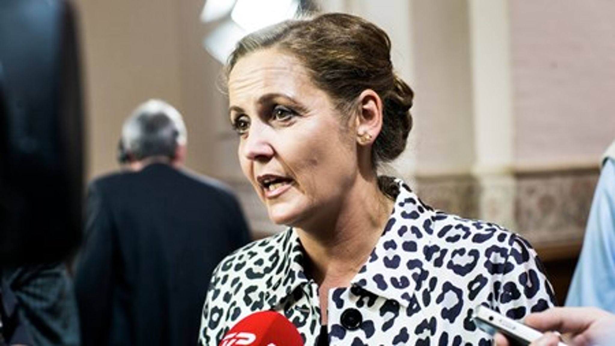 Regeringens nye børnepakke modtages med blandede følelser hos både SF og Enhedslisten.&nbsp;