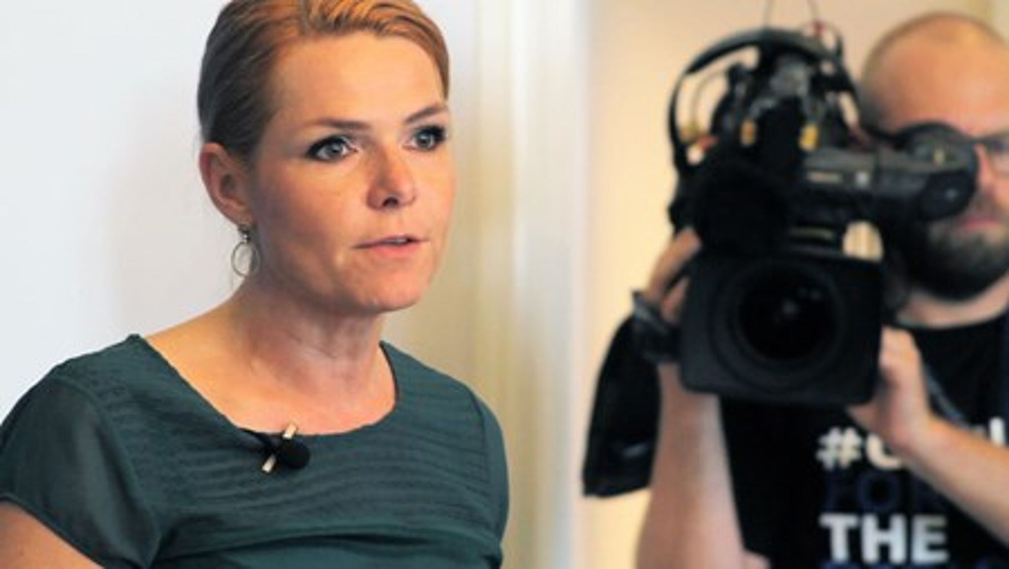 "Vi har desværre fortsat meget store problemer med udlændinge, der begår kriminalitet i Danmark. Derfor vil regeringen stramme udvisningsreglerne i den kommende folketingssamling," siger integrationsminister Inger Støjberg.&nbsp;