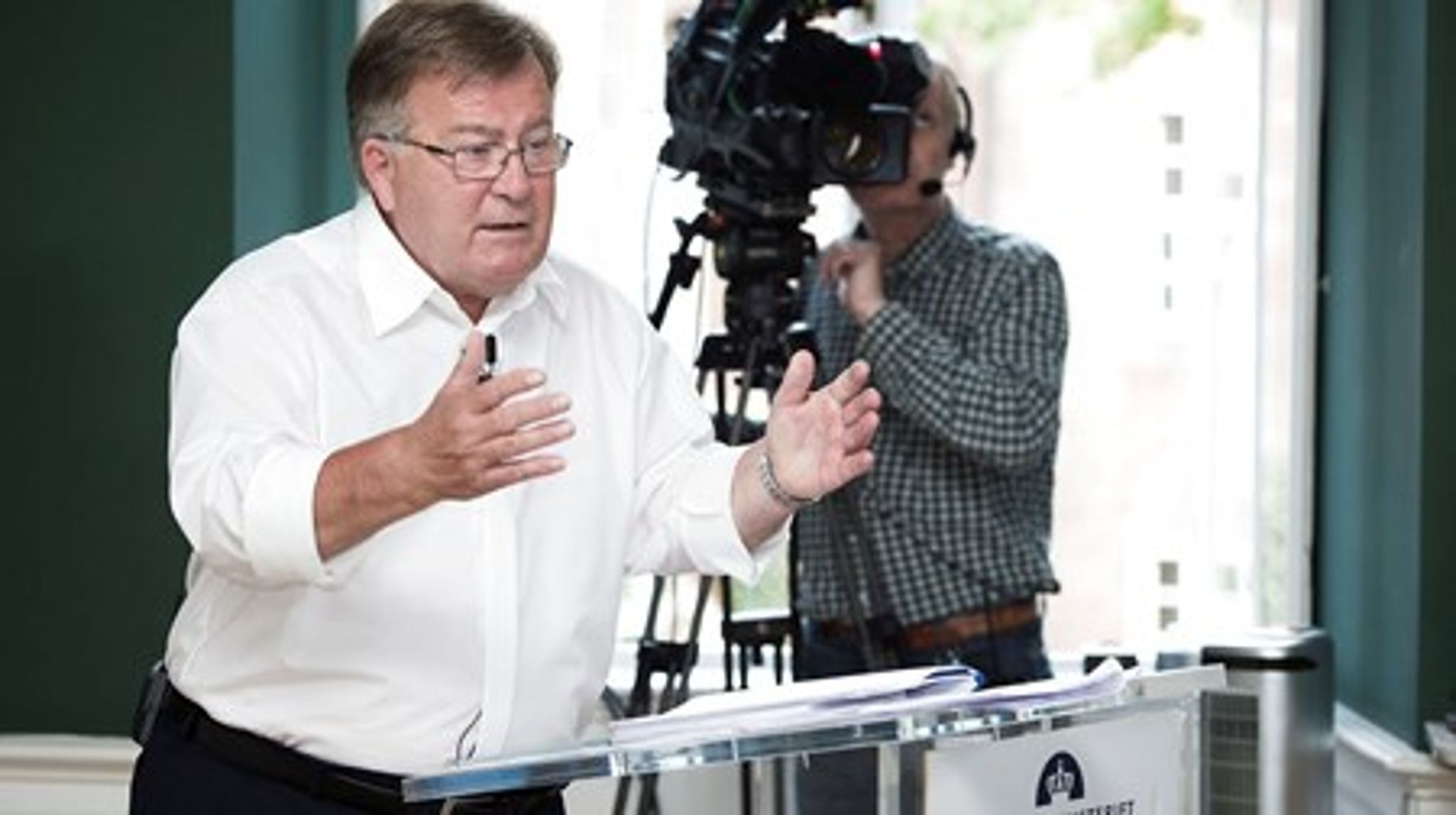 Regeringens såkaldte kasseeftersyn viser ifølge finansminister Claus Hjort Frederiksen, at den tidligere regering har efterladt en række ufinansierede løfter.