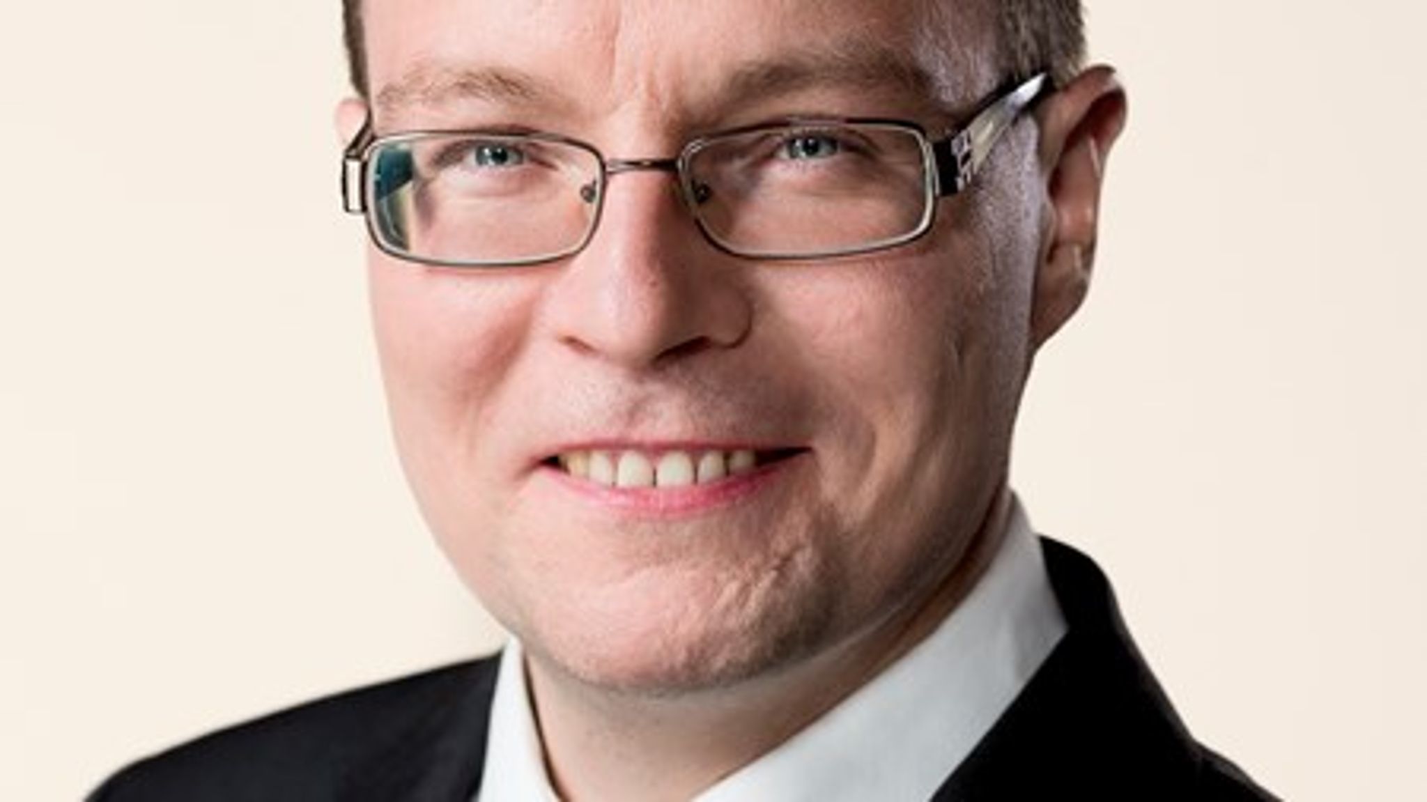 Venstre bør tælle deres mandater én gang mere og&nbsp;tøjle deres EU-begejstring,&nbsp;mener&nbsp;Kenneth Kristensen Berth, der er ny EU-fører for Dansk Folkeparti.