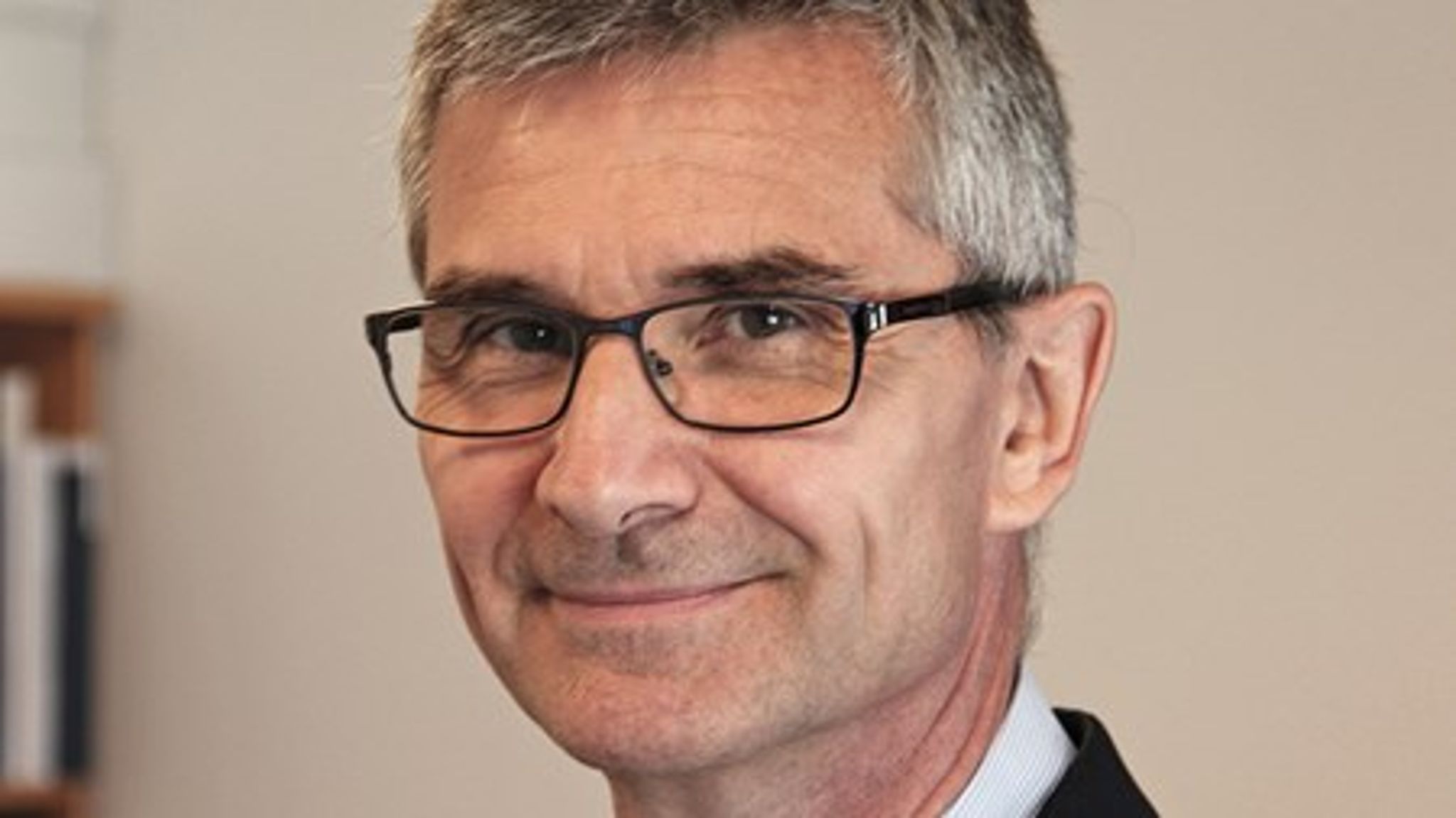I Danmark har vi ikke brug for at kopiere modeller fra andre sundhedssystemer, men for at skabe vores helt eget videncenter, skriver Peter Schwarz.<br>