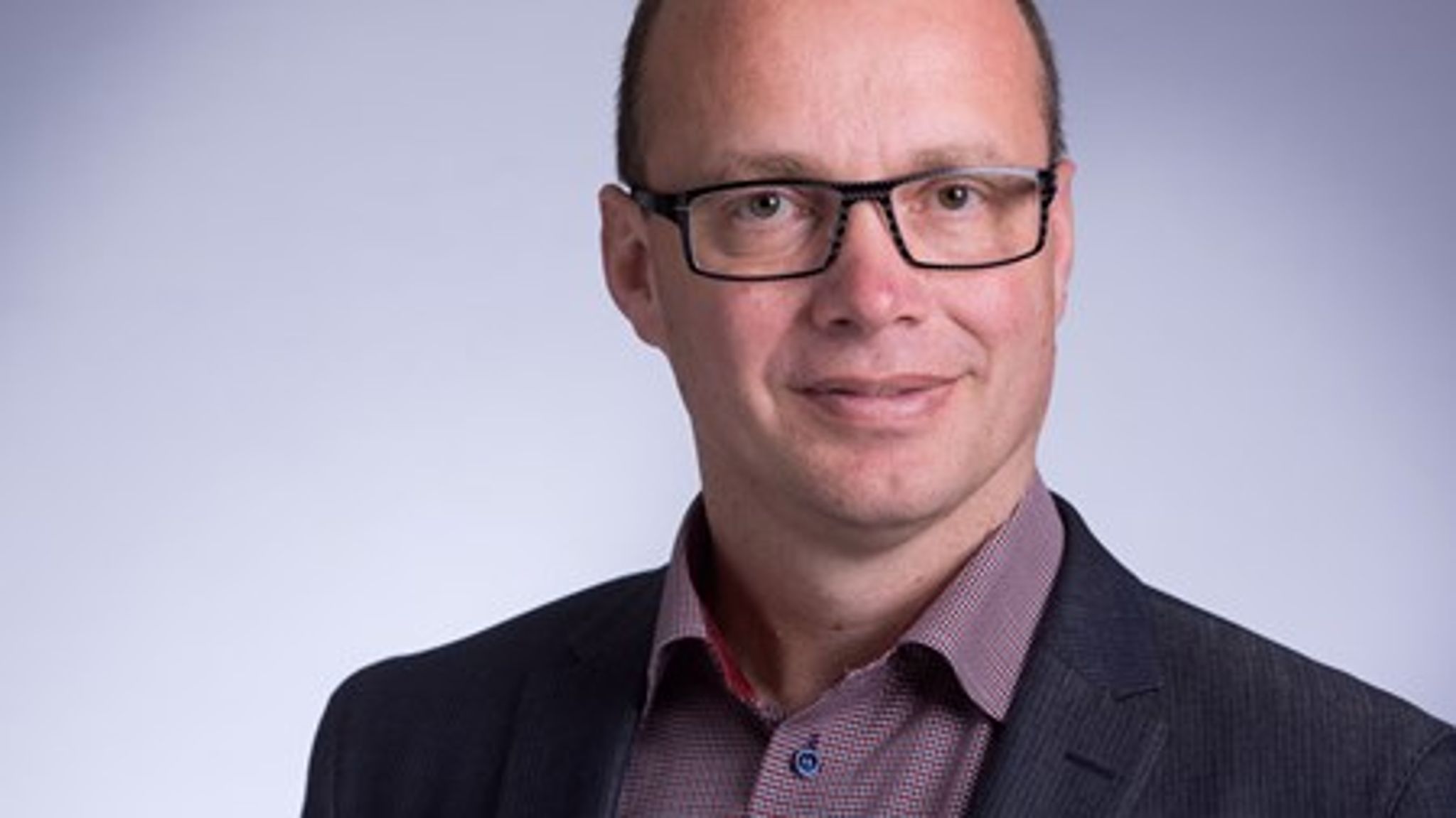 KL ønsker, at der gives langt bedre muligheder for at planlægge for&nbsp;blivende sameksistens&nbsp;mellem resterende virksomheder i en tidligere meget aktiv erhvervshavn eller mellem et stationsnært erhvervsområde og nye bymæssige anvendelser.&nbsp;Det skriver Jørn Pedersen (V), formand for KL's Teknik- og Miljøudvalg.