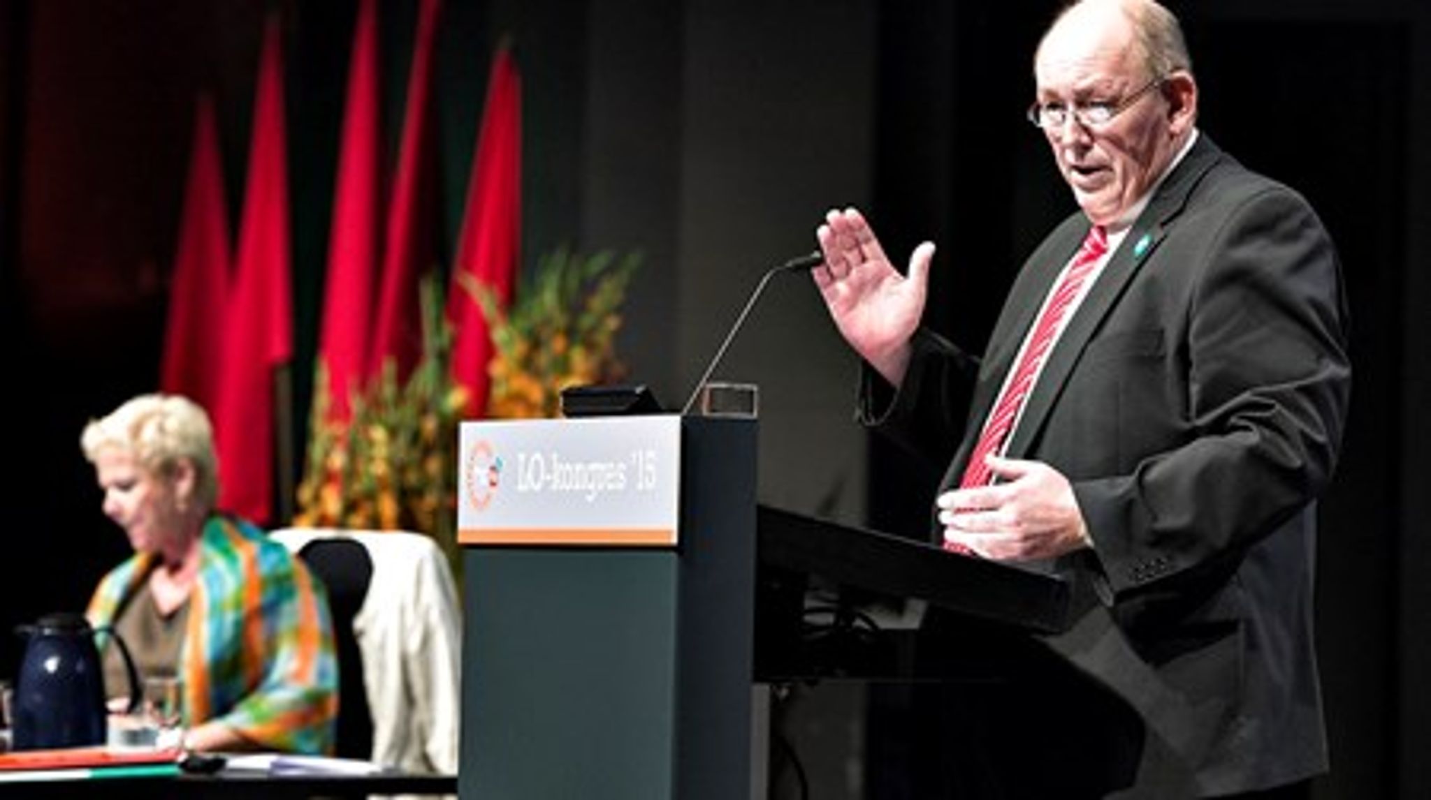 Afgående LO-formand Harald Børsting har været lun på FTF i mange år, men fusionstankerne har især vakt skepsis i 3F, som er LO's største medlemsforbund. Et kompromisforslag blev i dag enstemmigt vedtaget på LO-kongressen i Aalborg.