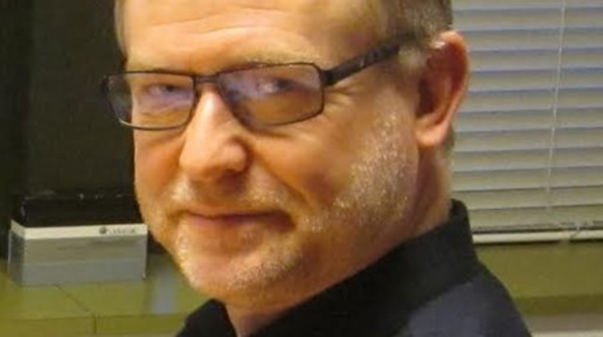 I forbindelse med privatisringseksperimentet opfordrer Flemming 
Nygaard-Jørgensen bygningsminister Hans Christian Schmidt til at 
opretholde en dialog med Danske Beredskaber. Dette for at sikre en bred 
faglighed og en forstsat sammenhæng mellem det forebyggende regelsæt og 
det operative beredskab.<br>