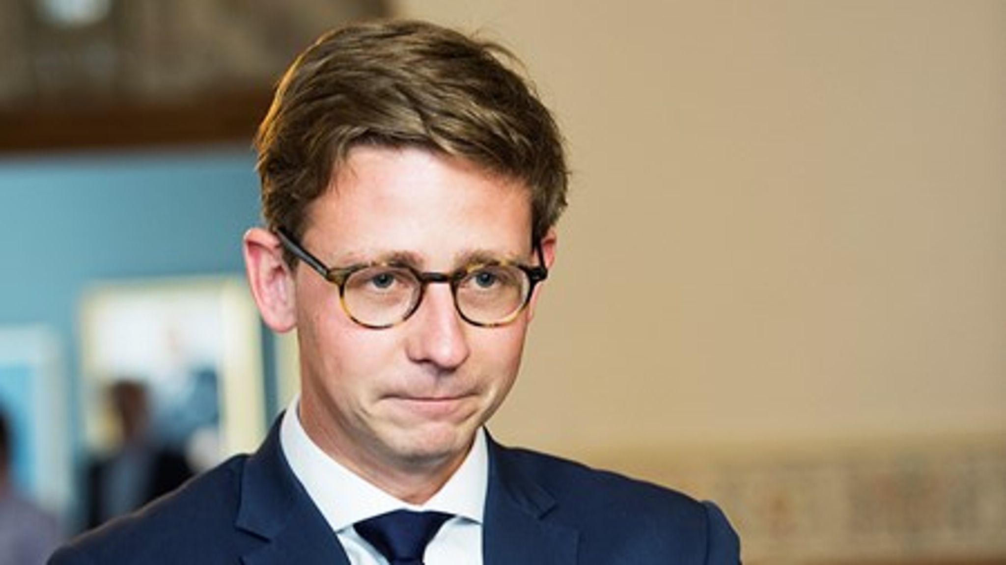 Skatteminister Karsten Lauritzen (V) og hans embedsmænd er igen under beskydning for at have regnet forkert på konsekvenserne af nye skatteregler for fonde. 