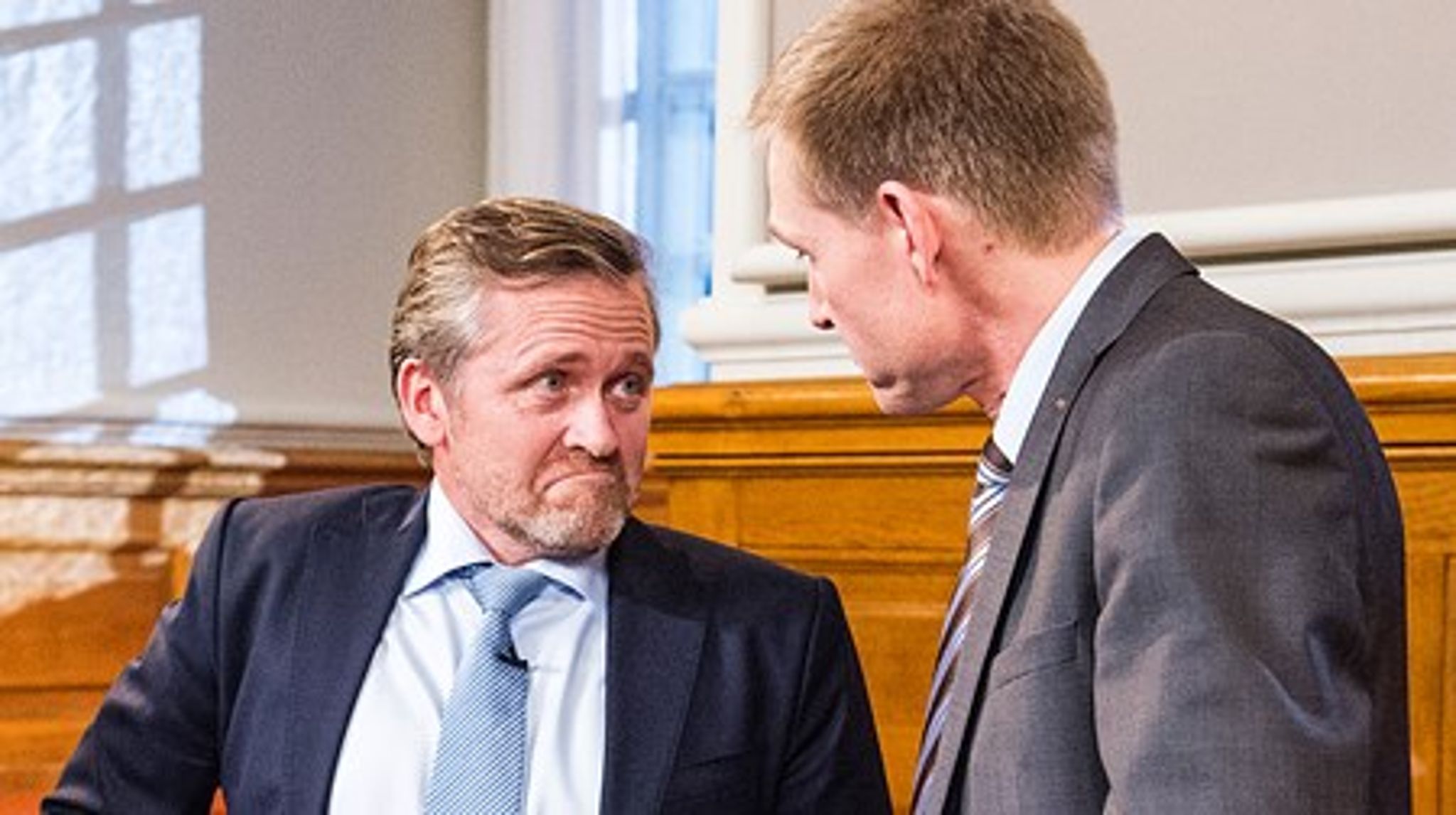 Dramaet op til forhandlingerne i blå blok om skattelettelser fortsætter.&nbsp;Et klart flertal af vælgerne mener ifølge Norstat-måling, at&nbsp;det er vigtigt med skattelettelser. De er dog noget tilbageholdne med, at der skal gøres&nbsp;noget ved topskatten.&nbsp;
