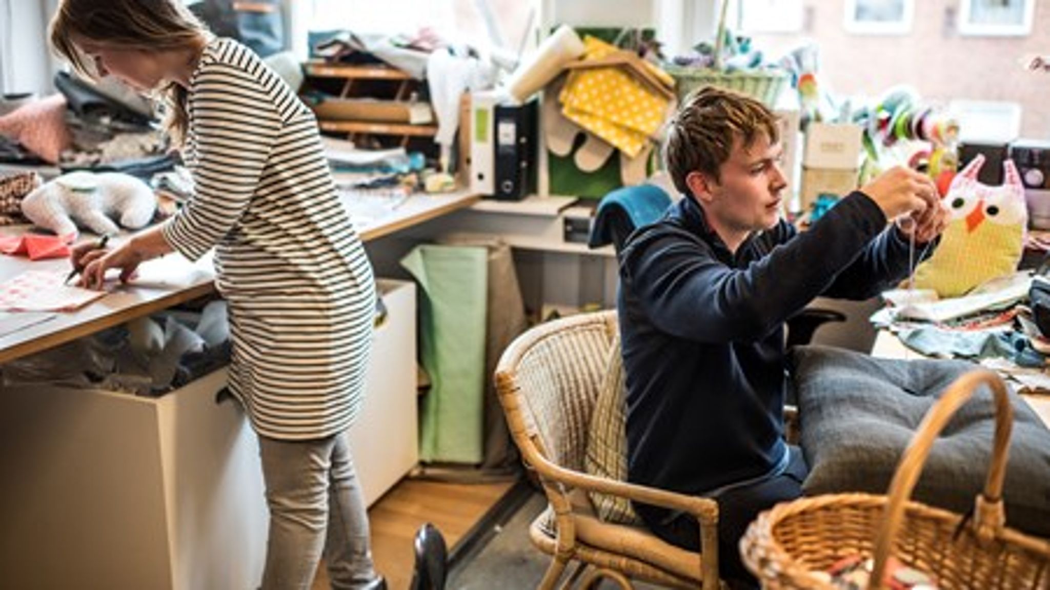 Siden 2013 har det været meget vanskeligt at få tilkendt førtidspension. Især for personer under 40 år. Her er det Sune, som syr på Center for Afklaring og Beskæftigelse i Frederiksberg Kommune.