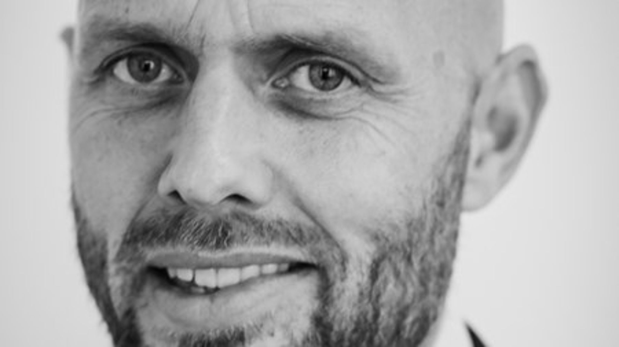 Det er
helt afgørende, at der bliver sat en tilstrækkelig høj pris på CO2, enten via
de hastigt fremvoksende kvotesystemer, via konkrete skatter eller andet, mener direktør i Concito Christian Ibsen. <span class="_wysihtml5-temp-placeholder"></span><br>