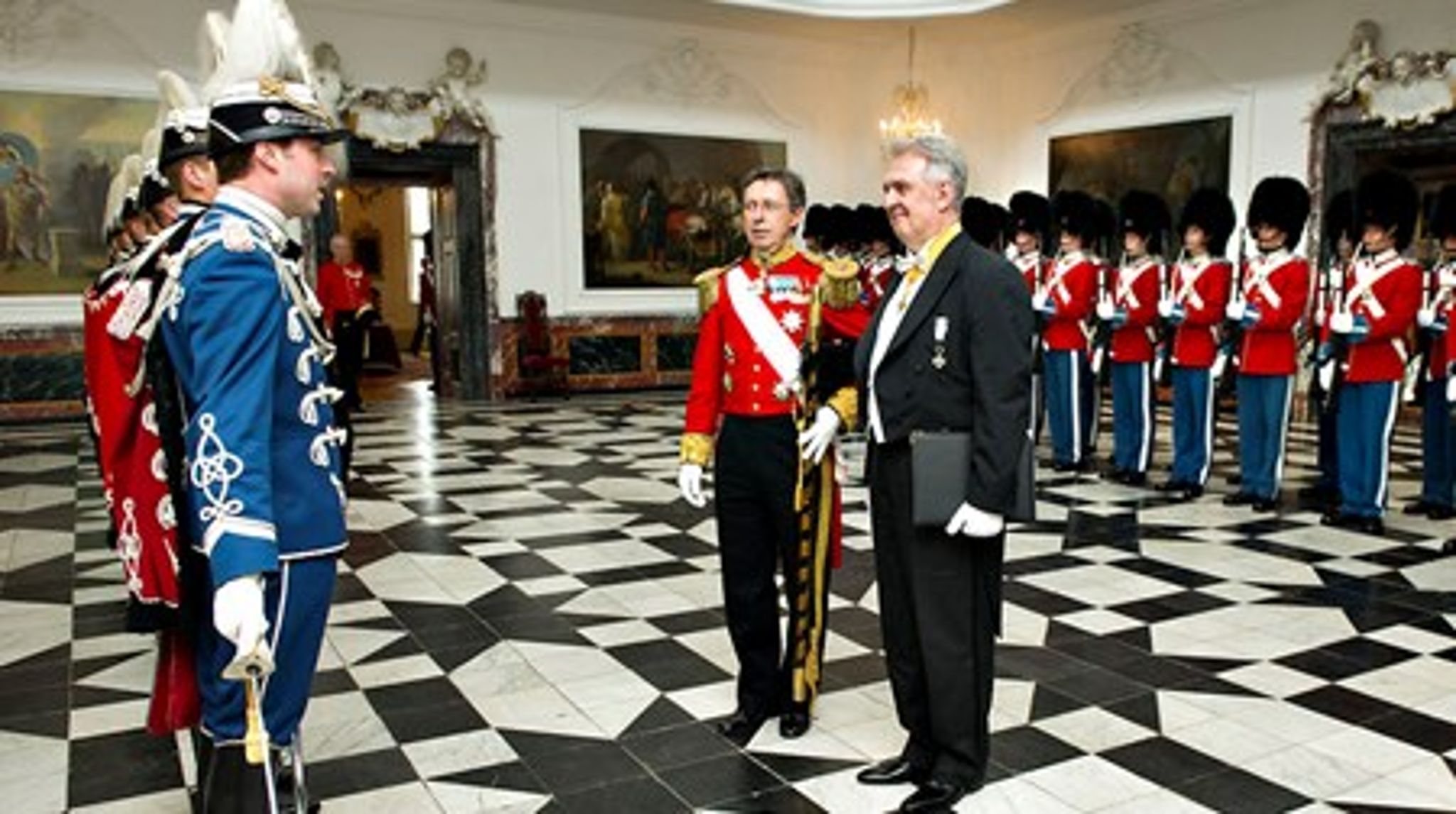 Rumæniens ambassadør i Danmark, Matei Viorel Ardeleanu, har måttet indskærpe over for rumænske ministerier og myndigheder, at de internationale regler skal overholdes, når rumænske politiagenter skal operere i Danmark.