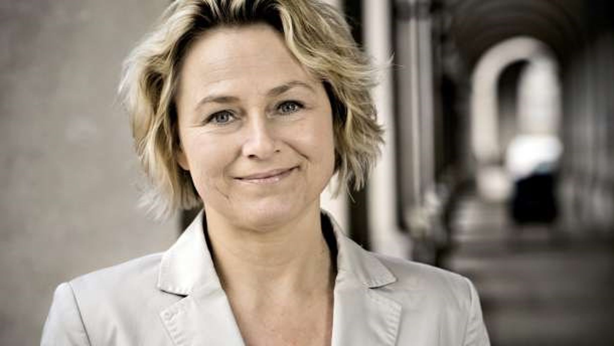 "Jo mindre kød, des større bidrag til klimaregnskabet," lyder den klare anbefaling fra direktør i Dyrenes Beskyttelse Britta Riis.