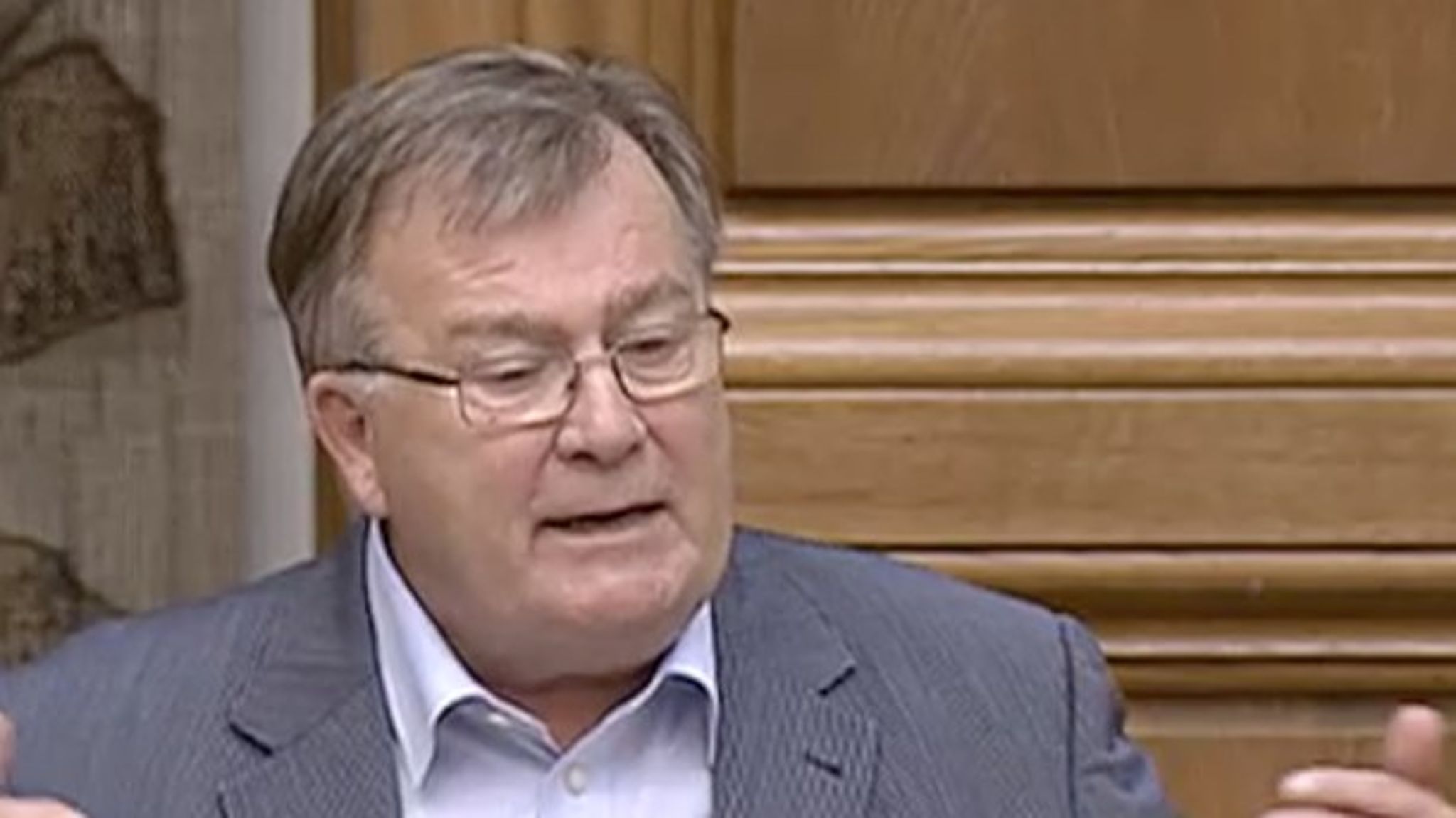 Finansminister Claus Hjort Frederiksen (V) har stadig ikke fået en aftale på plads, der kan lukke det hul, som aflysningen af boligydelsespakken efterlod i finansloven. <br>