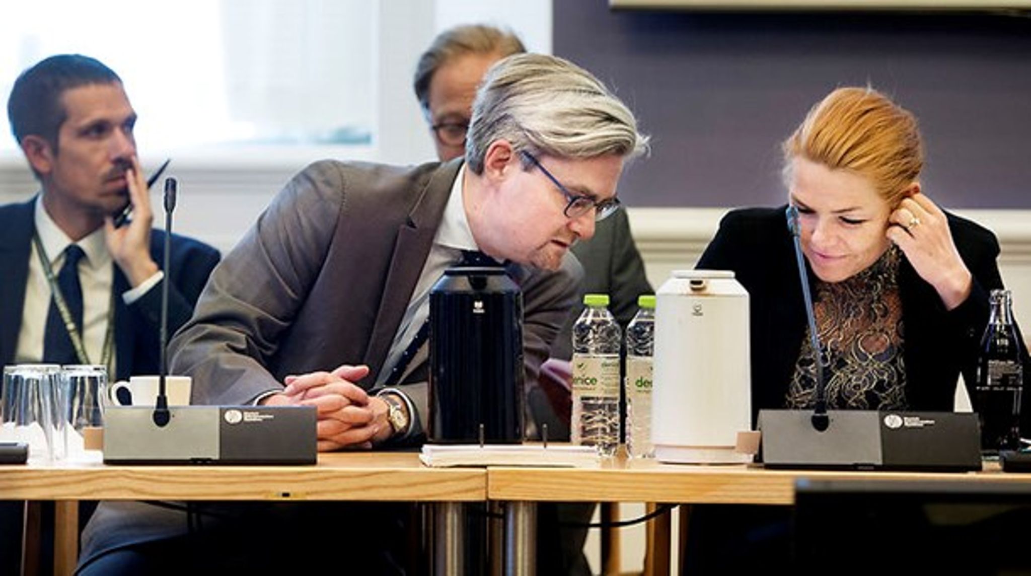 Som integrationsminister strammede Søren Pind (V) i 2011 udvisningsreglerne. Nu genindfører Inger Støjberg (V) den samme regel, dog med en undtagelse i forhold til EU-retten.