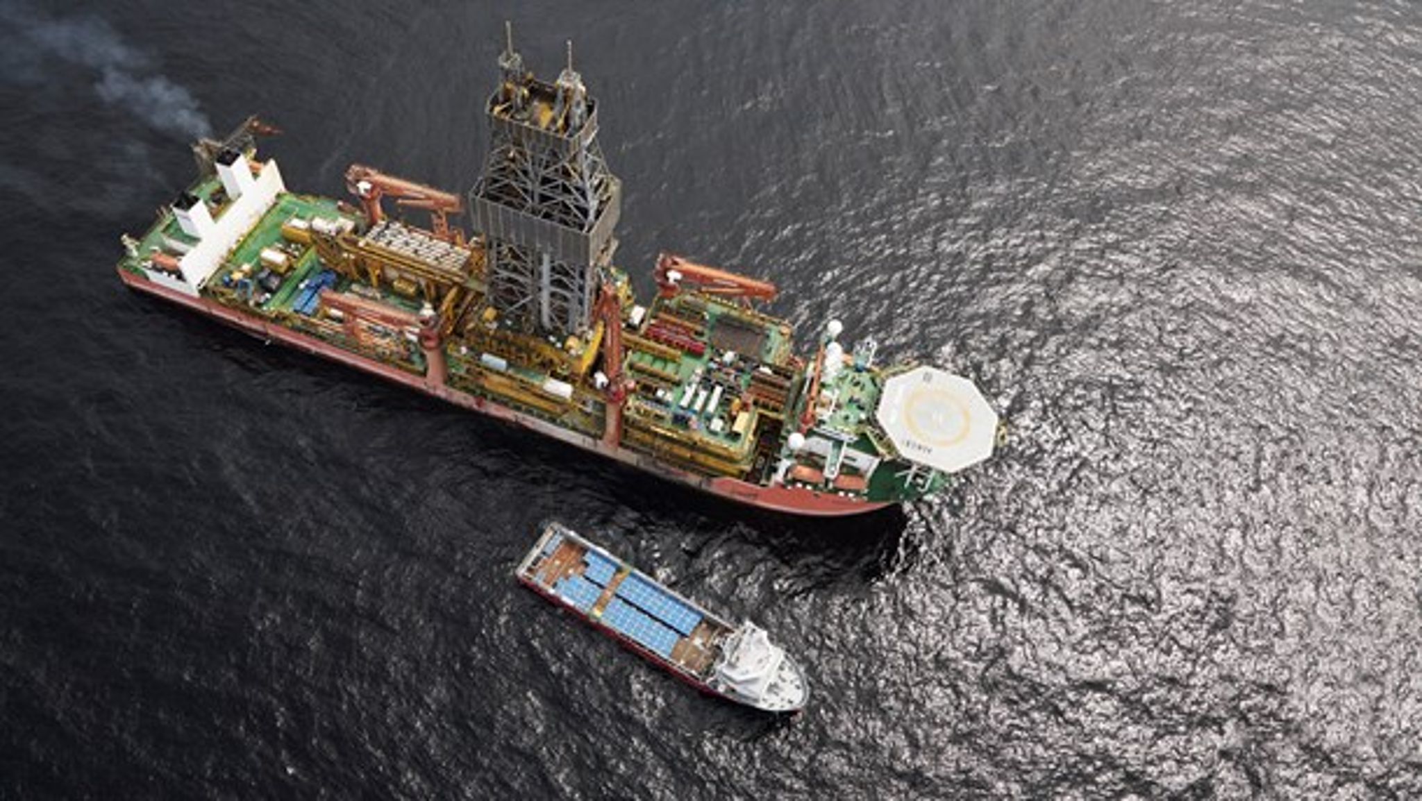 Maersk har masser af penge og bør selv stå for renoveringen af Thyra-feltet, skriver Rune Lund fra Enhedslisten.