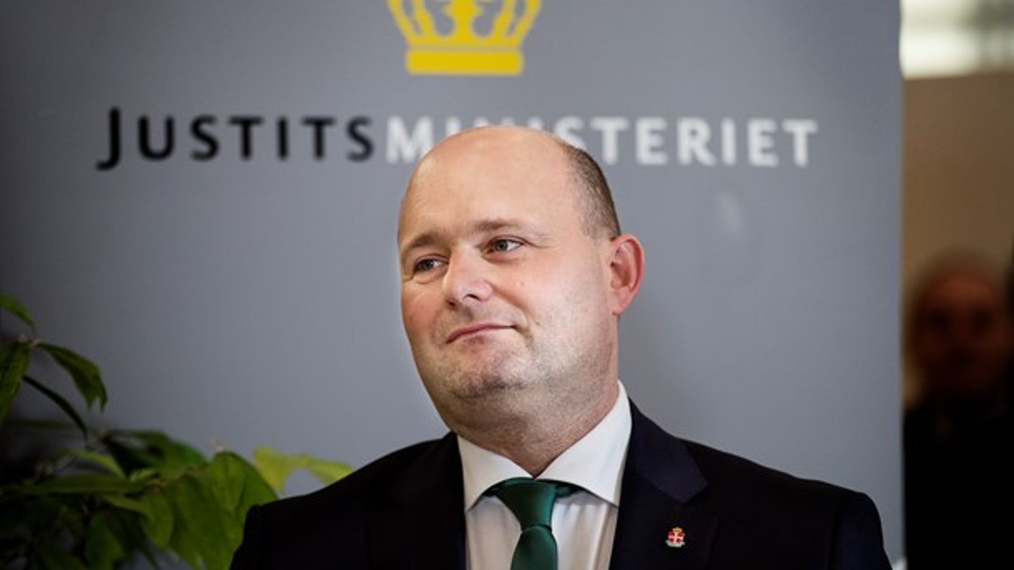 <span>Justitsminister Søren Pape Poulsen (K):<br>" Her i huset og i dommerstanden bryder man sig ikke om minimumsstraffe. Men vi gennemfører det alligevel. Det er mig, der sætter den politiske retning."<br></span>