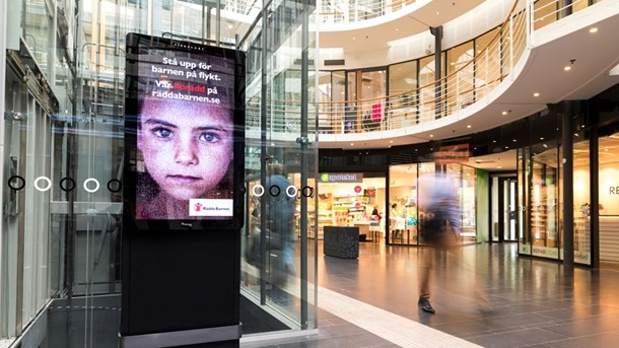 Reform Act i Sverige hjalp sidste år Rädda Barnen med at køre flygtningekampagnen “Orädd”, som betyder frygtløs. Den førte til organisationens hidtil mest indbringende julekampagne. Fundraising-strategien bag var baseret på at skabe et fællesskab af folk med stærk interesse i flygtningebørns ve og vel.