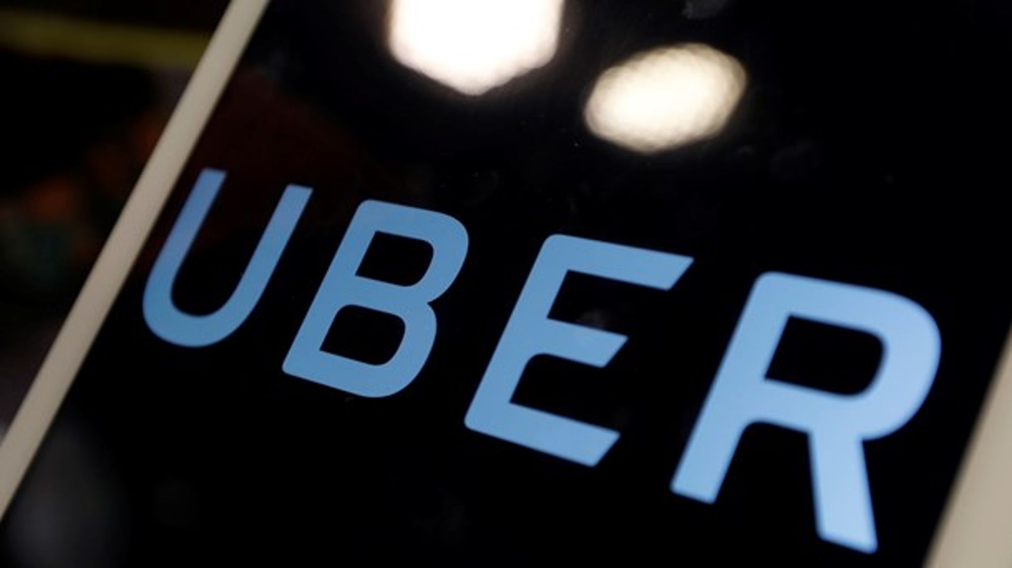 UBER var på mange måder en optimal&nbsp;prygelknabe, skriver Hegelund og Mose.