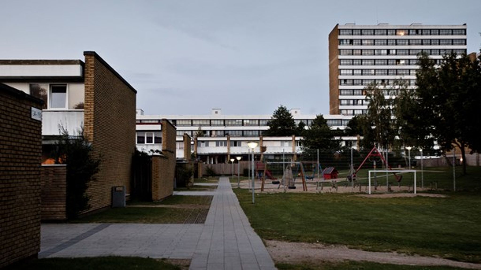 Enhedslisten vil målrette kampagner&nbsp;mod nogle af de boligområder, der har en meget lav stemmeprocent. "Der er et stort potentiale både for Enhedslisten, hvis vi kan få flere i de udsatte boligområder til at stemme," siger kommunalordfører Finn Sørensen (EL)