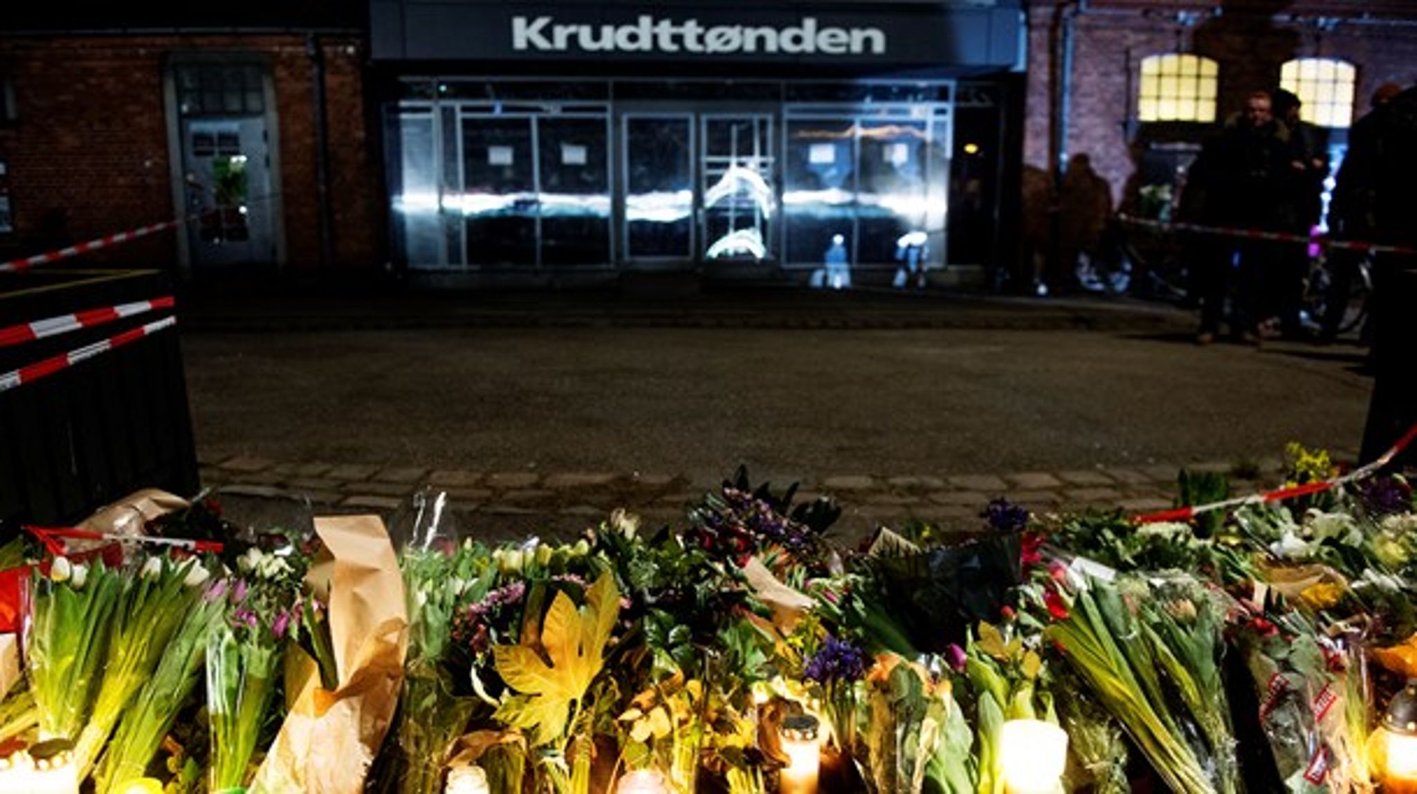 Hvis vi skal stoppe tilgangen til de radikaliserede miljøer, skal vi sætte ind tidligt. Civilsamfundets finmaskede net skal forhindre, at mennesker ender uden for fællesskabet, skriver Camilla Schwalbe.