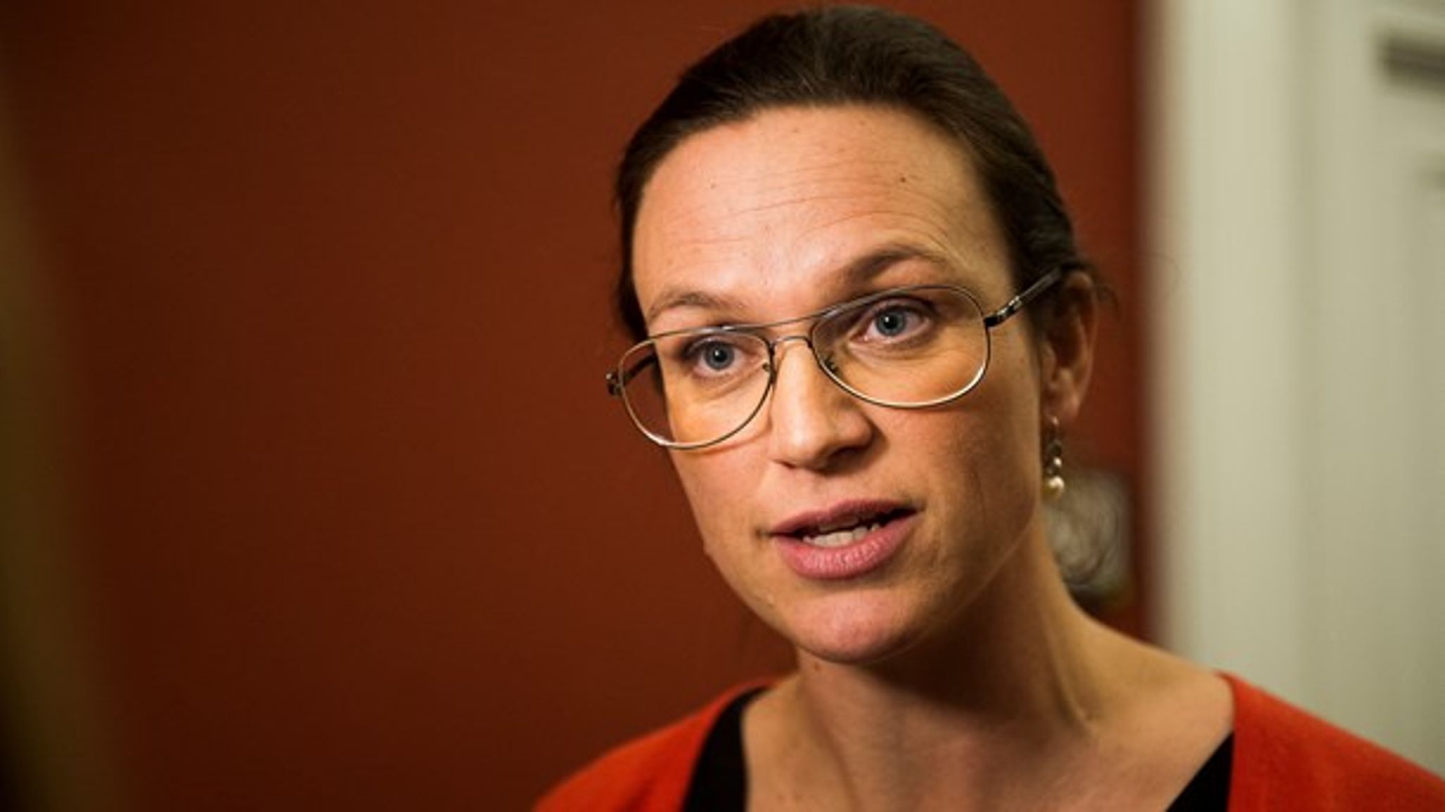 "Folkeskolen er folkets skole, og derfor er det vigtigt, at borgerne kan få indblik i de rammer, der er for skolen," siger undervisningsminister Merete Riisager (LA).