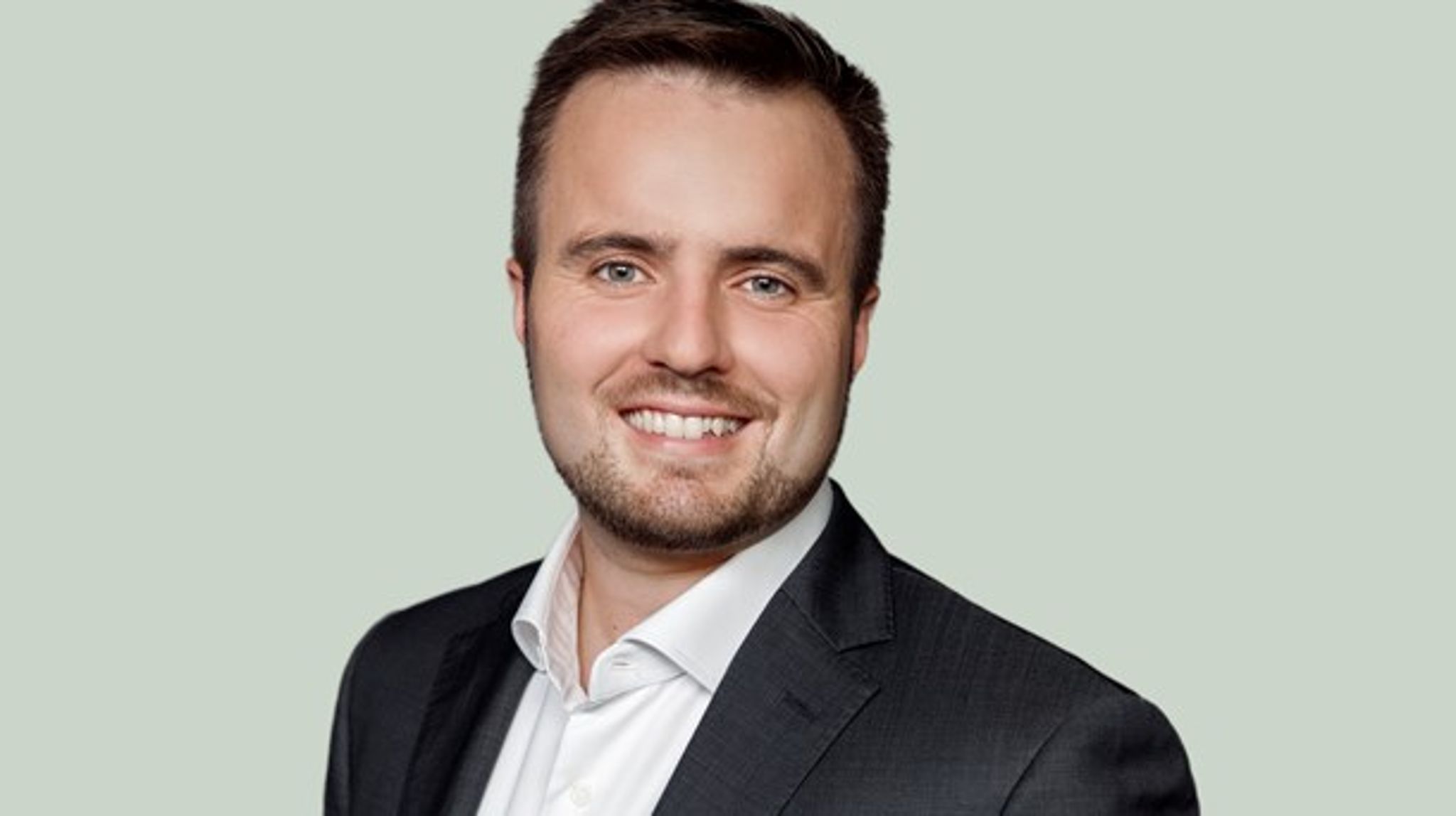Simon Kollerup (S) inviterer miljø- og fødevareministeren til en sommerøl og samarbejde.