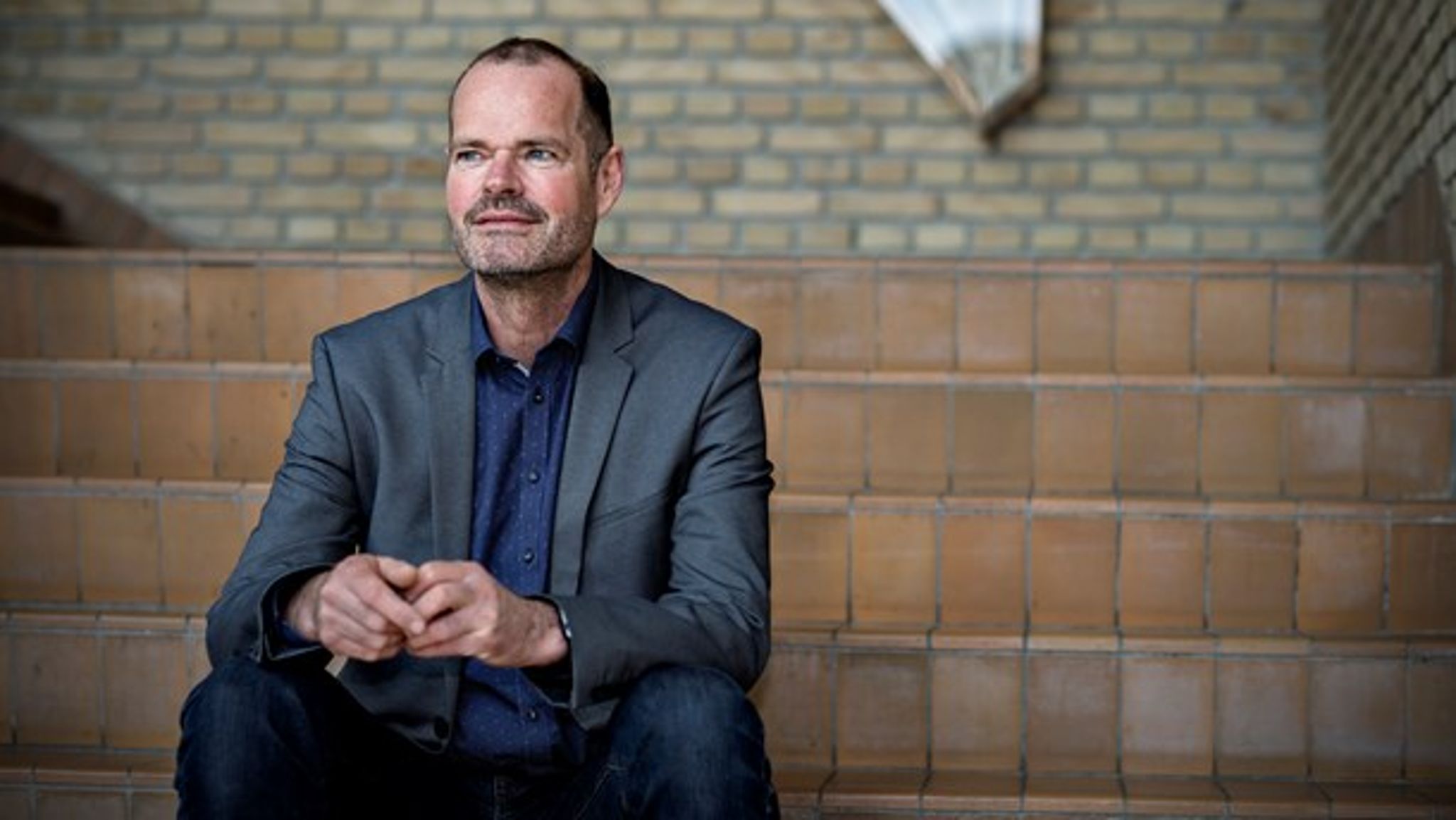 Dekan Lars Bo Nielsen fra Aarhus Universitet vil med tre andre sundhedsdekaner&nbsp;bidrage til sundhedsvæsenets udvikling.