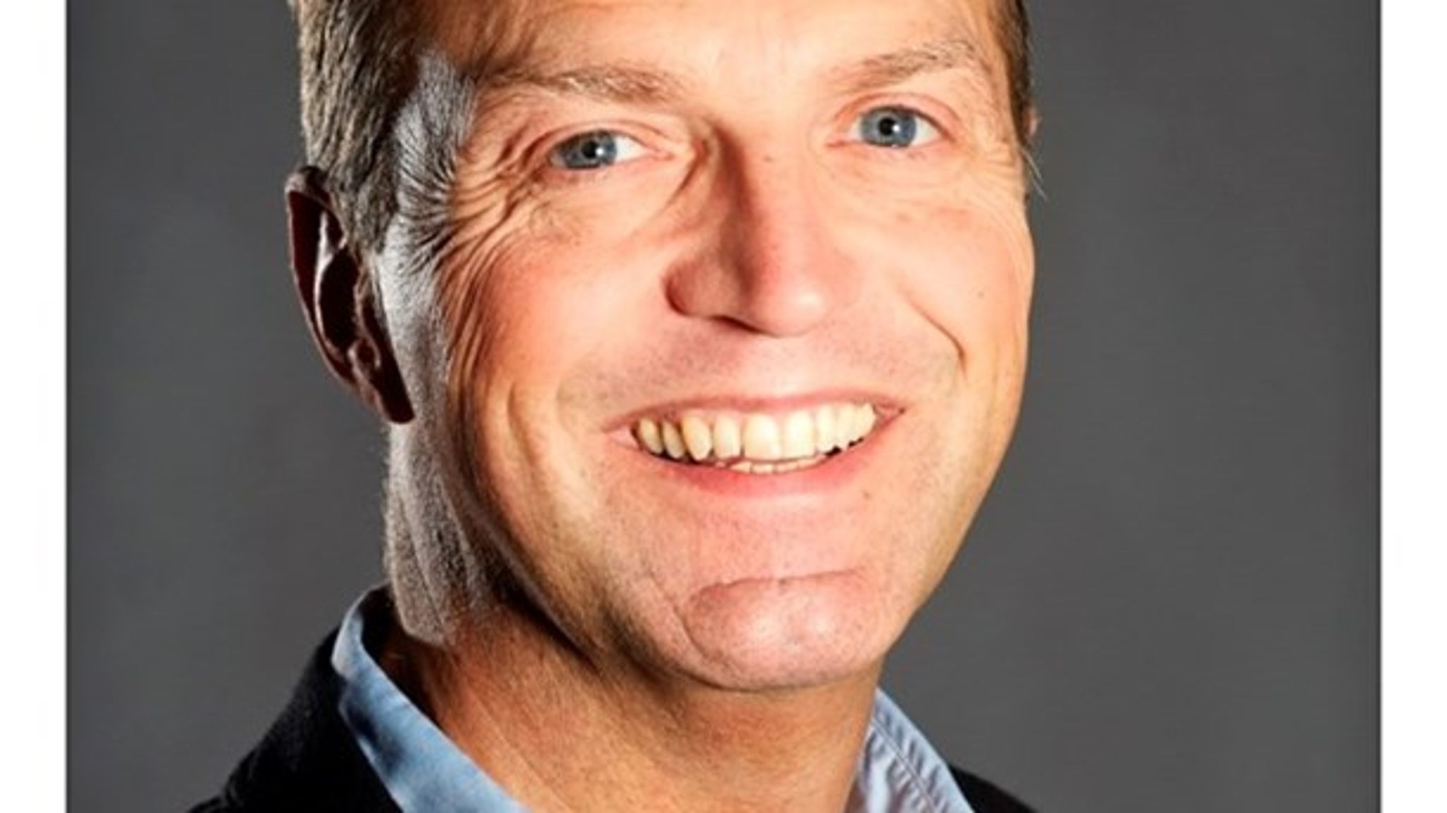 I Finland afholder politikerne sig fra at detailstyre folkeskolerne. Det burde danske politikere tage ved lære af, skriver Claus Hjortdal fra Skolelederforeningen.