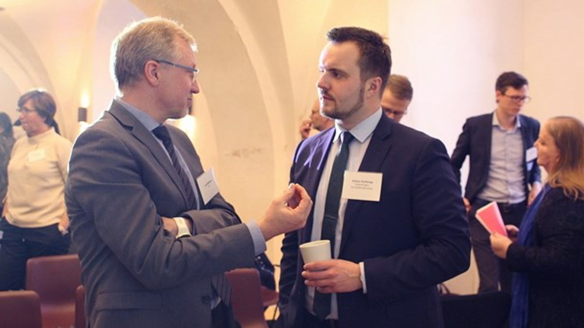 Leif Nielsen fra DI Fødevarer og Socialdemokratiets fødevareordfører, Simon Kollerup, var blandt arrangørerne af onsdagens konference, der skulle inspirere til det kommende fødevareforlig.