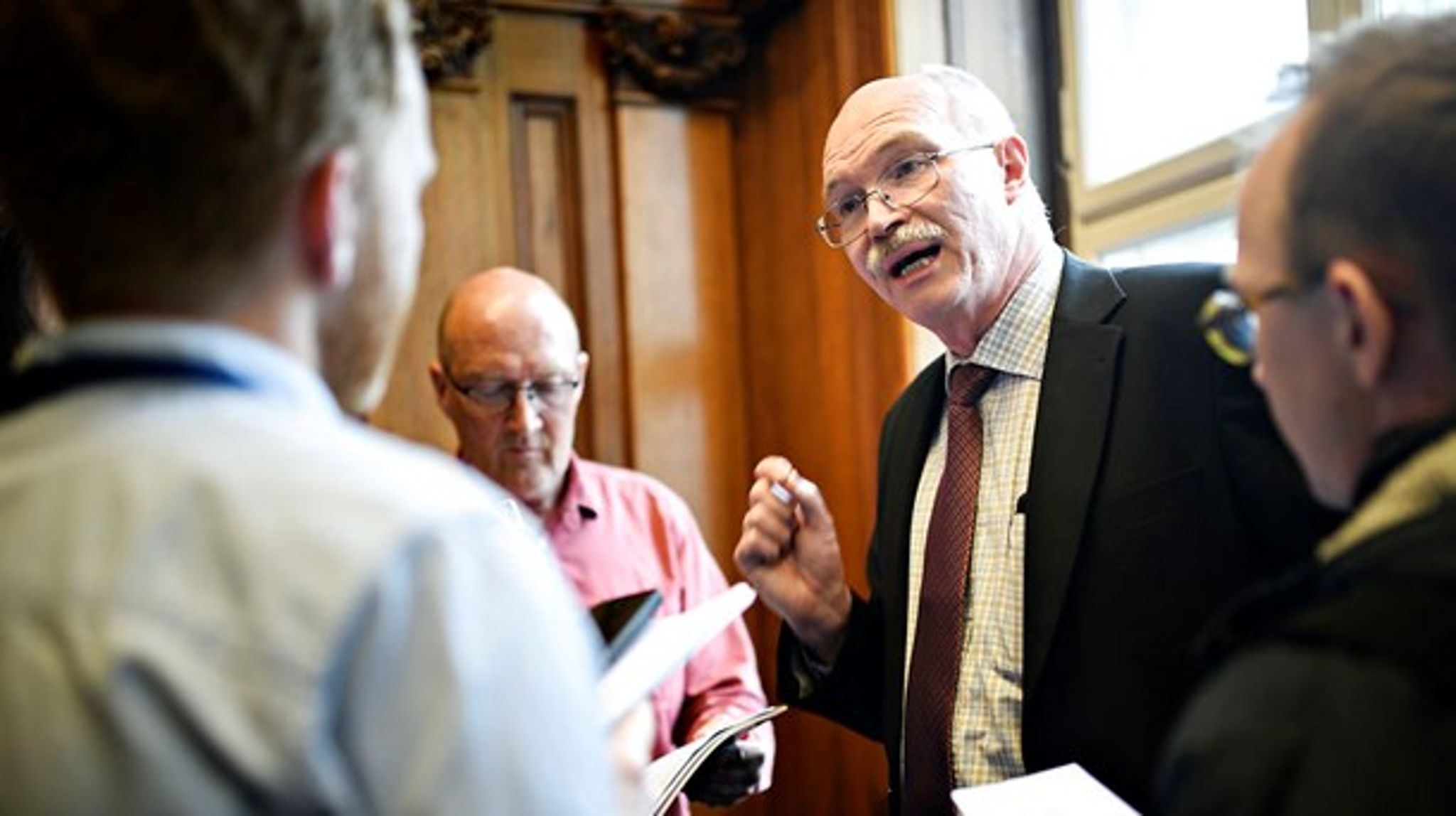 Anders Bjarklev, rektor på DTU, mener ikke, ligesom flere andre rektorer, at to af udvalgets centrale anbefalinger er relevante for sit eget universitet. Bjarklev har selv siddet med i udvalget, som har været med til at udforme anbefalingerne. 
